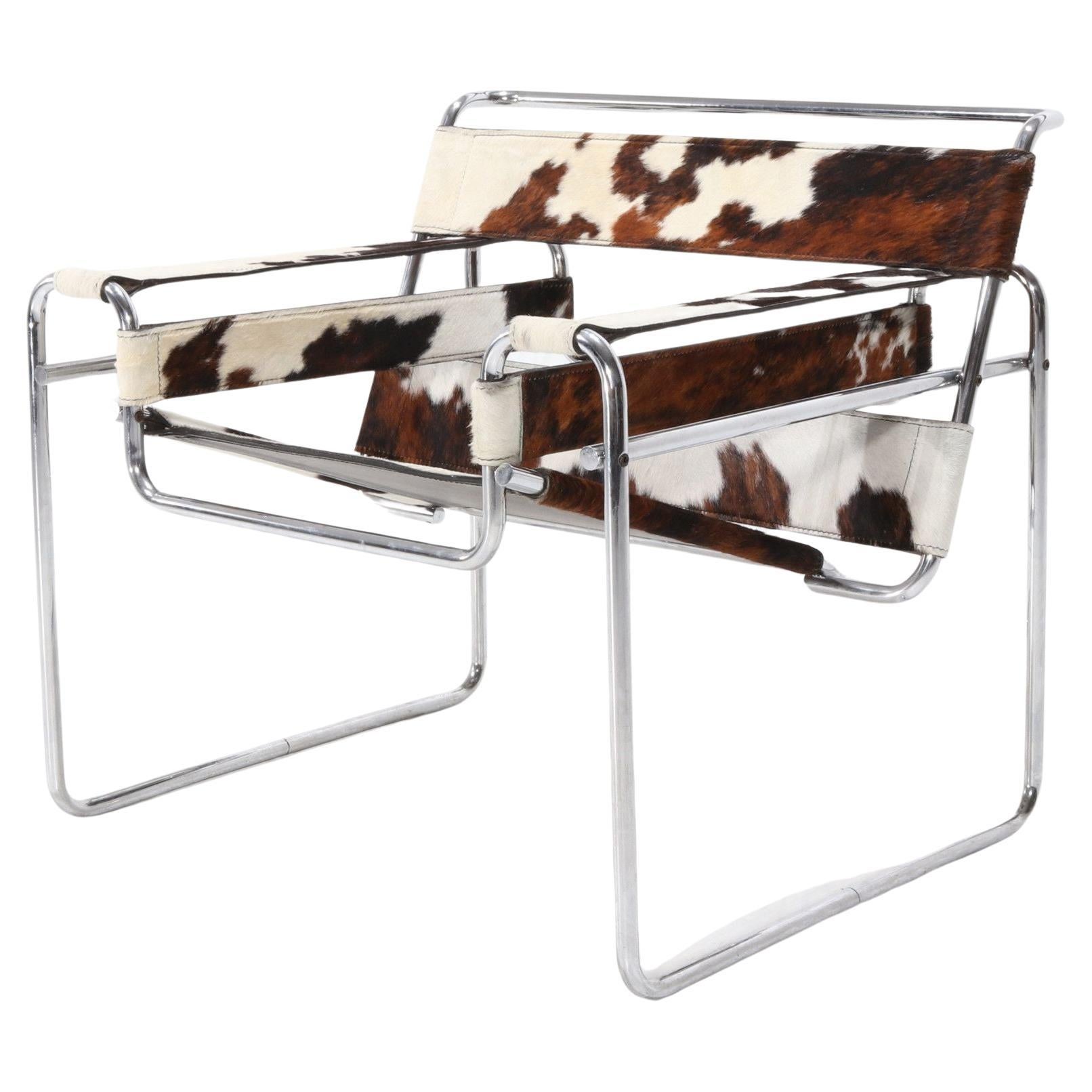 Marcel Breuer Wassily Chair, Knoll Associates, Tri-colored Hide, Italy, 2000s For Sale
