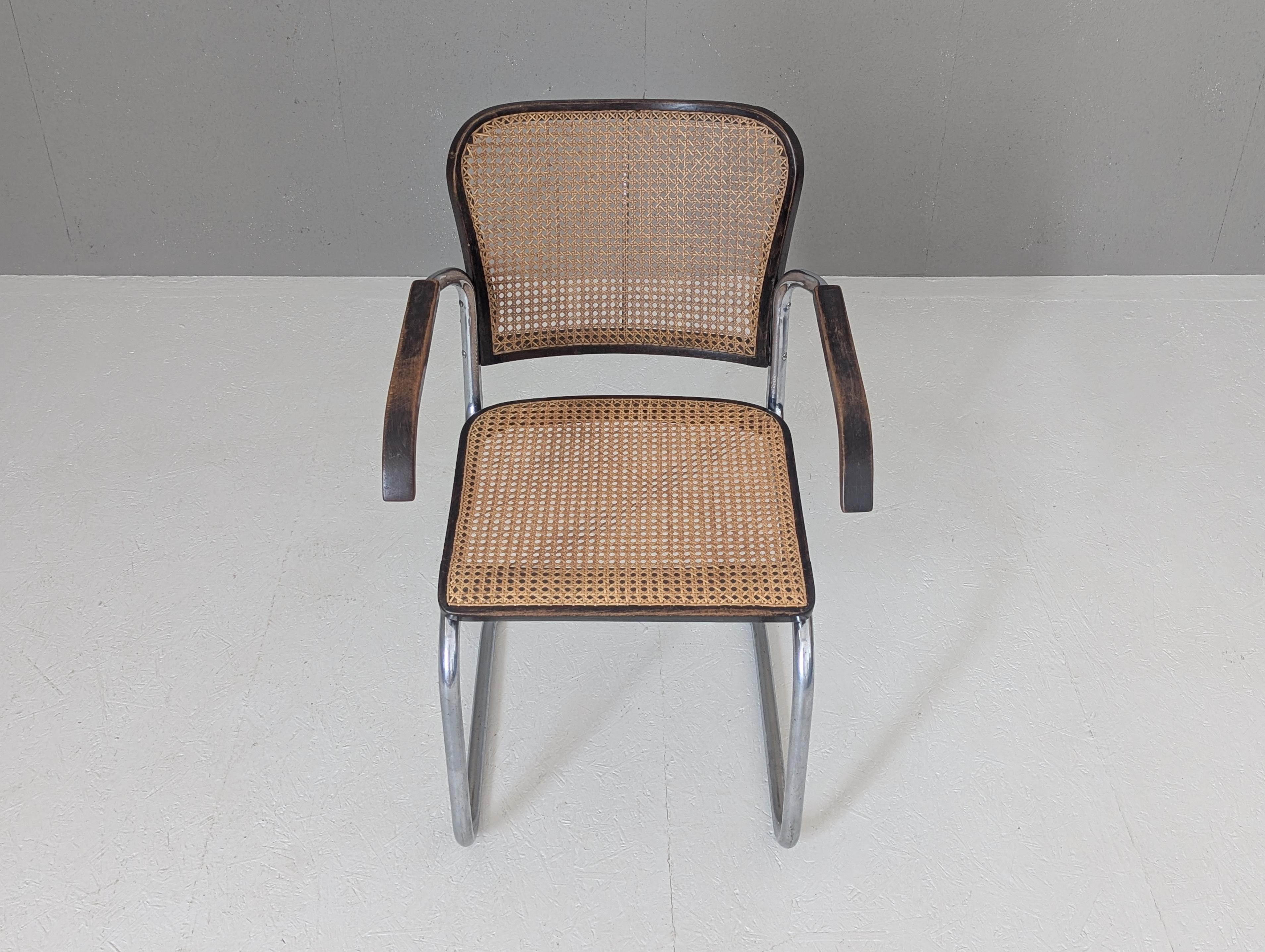 Marcel Breuers B 64 neu interpretiert als K 17 Sessel von Robert Slezak, 1930er Jahre (Mitte des 20. Jahrhunderts) im Angebot