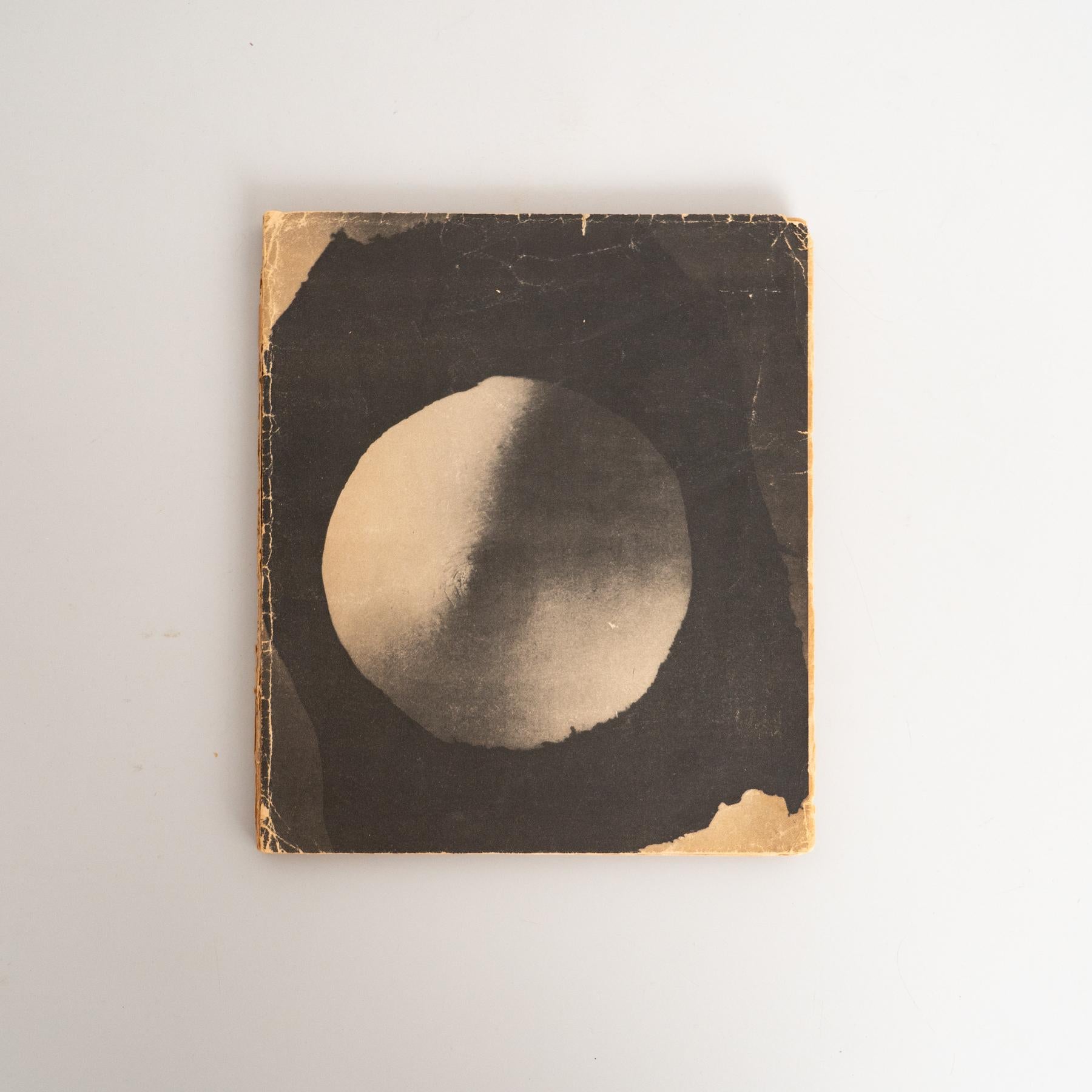 Mid-Century Modern Marcel Duchamp & André Breton  Le Surréalisme en 1947  Première édition emblématique en vente
