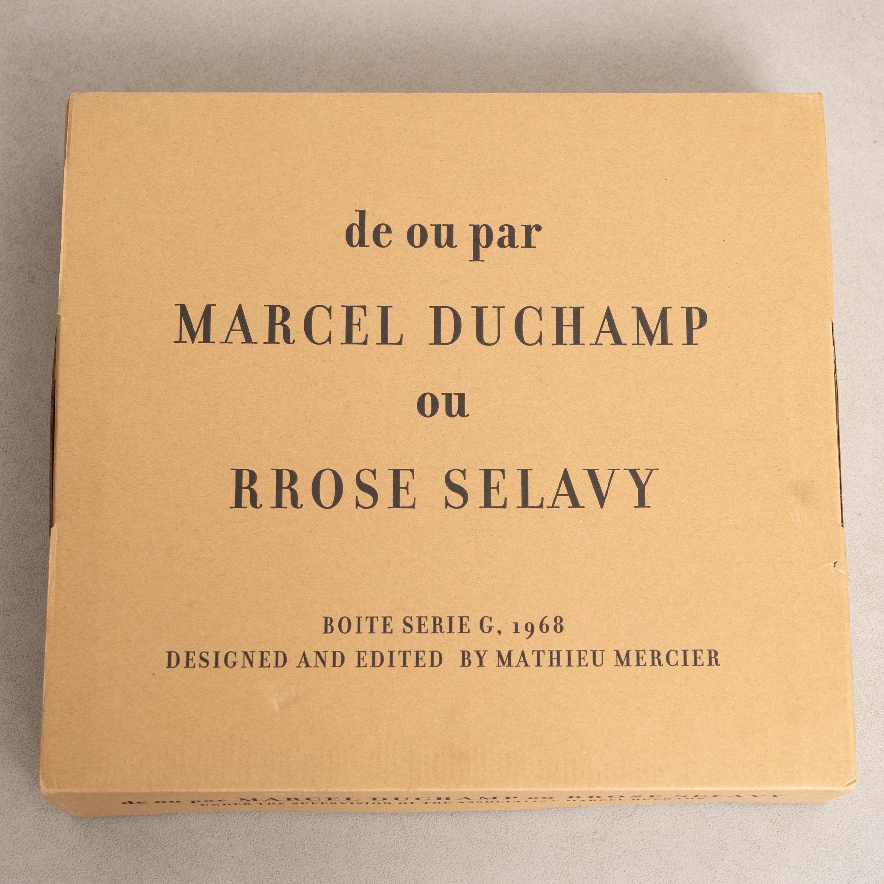 Marcel Duchamp  Boîte-en-Valise Édition en fac-similé  Mathieu Mercier 2015 en vente 7