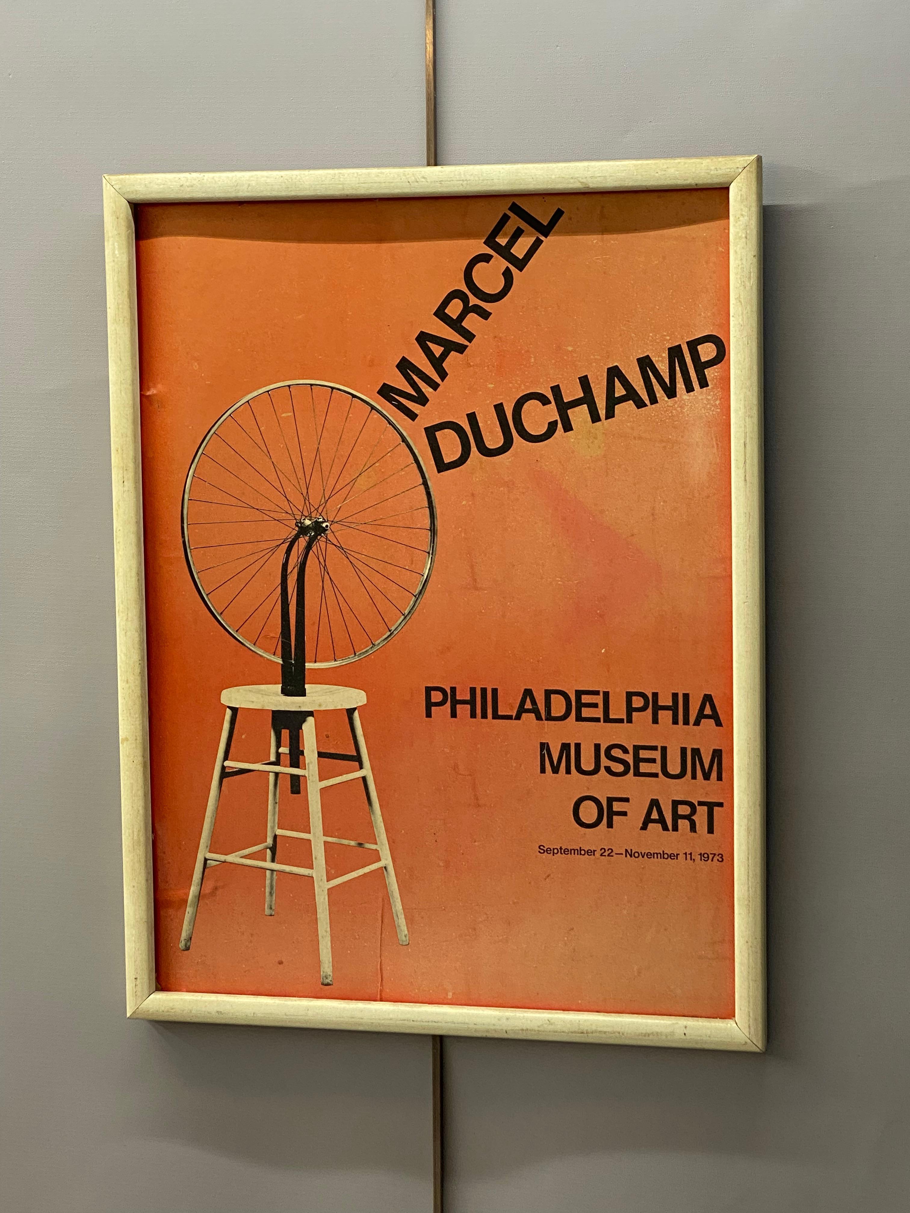 Americano Poster della mostra Marcel Duchamp Dada Bicycle Wheel, Philadelphia MOA 1973 in vendita