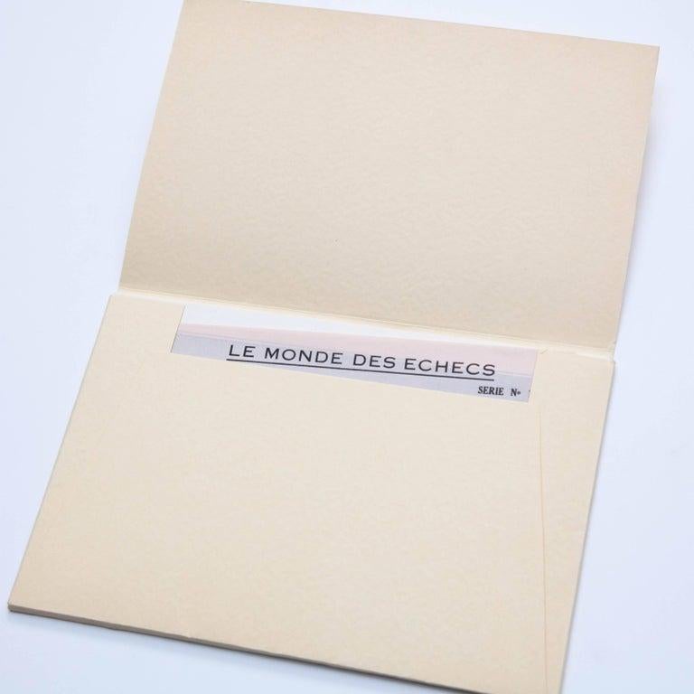 Marcel Duchamp / Man Ray 'Le Monde Des Echecs' Mappe (Belgisch) im Angebot