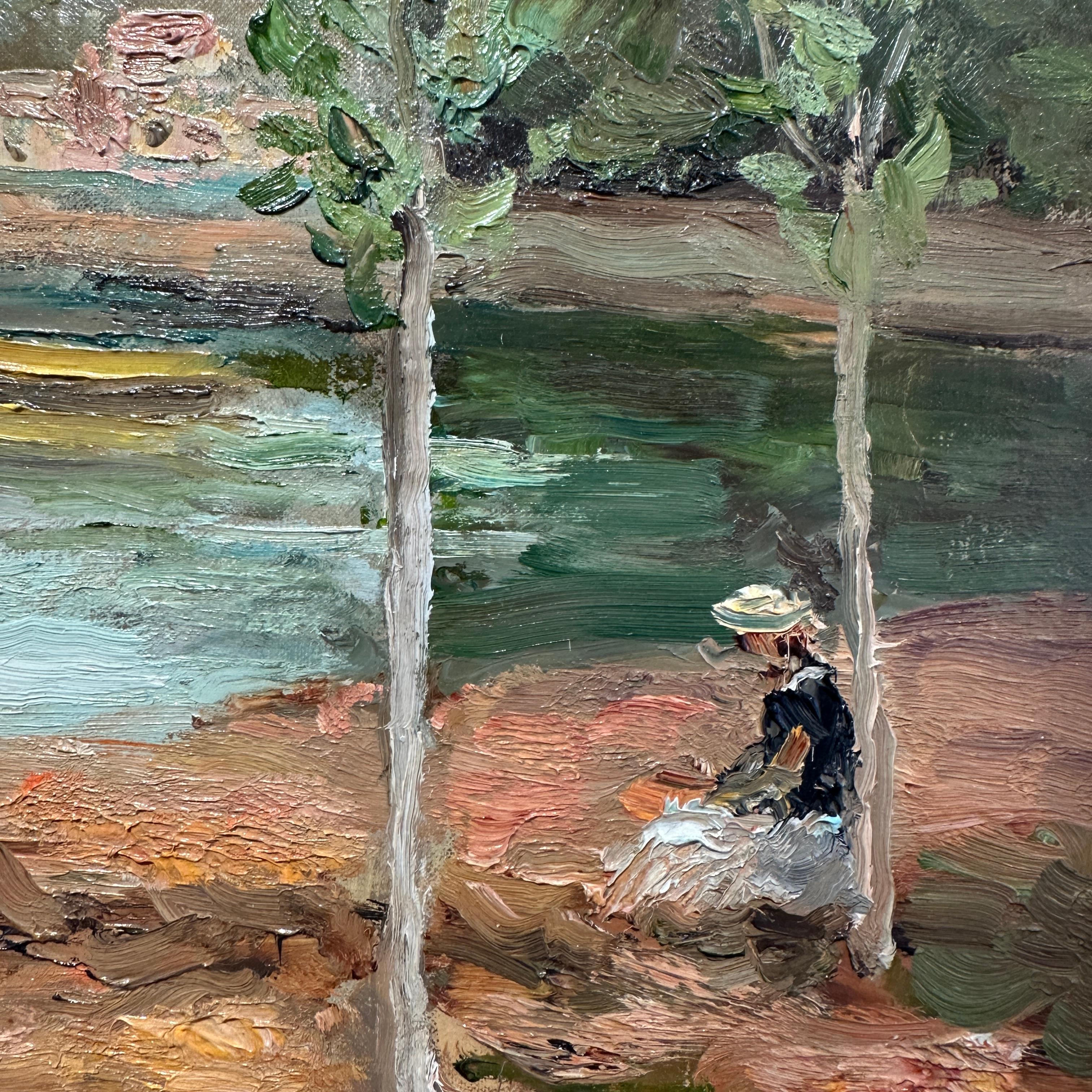 L'après-midi d'été de Marcel Dyf capture un village tranquille du sud de la France, au bord d'une rivière ou sur la côte, baigné d'une douce lumière, avec les rythmes détendus de l'été rendus par le coup de pinceau fluide et expressif de Dyf. La
