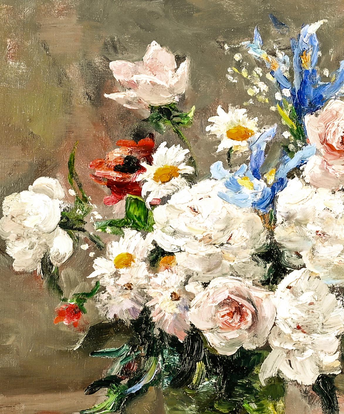 Roses blanches et iris Peinture impressionniste de nature morte vibrante, rose, blanc, rouge - Impressionnisme Painting par Marcel Dyf