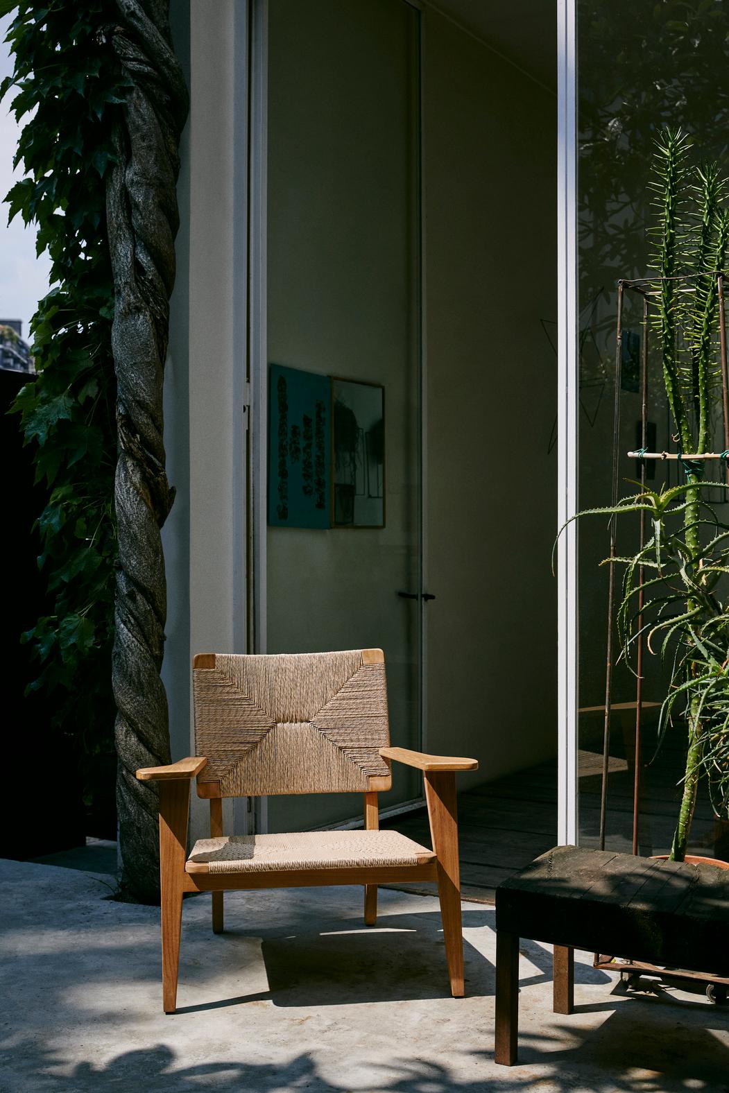 Marcel Gascoin 'F-Chair' Outdoor Lounge Chair Natural Teak for GUBI For Sale 3