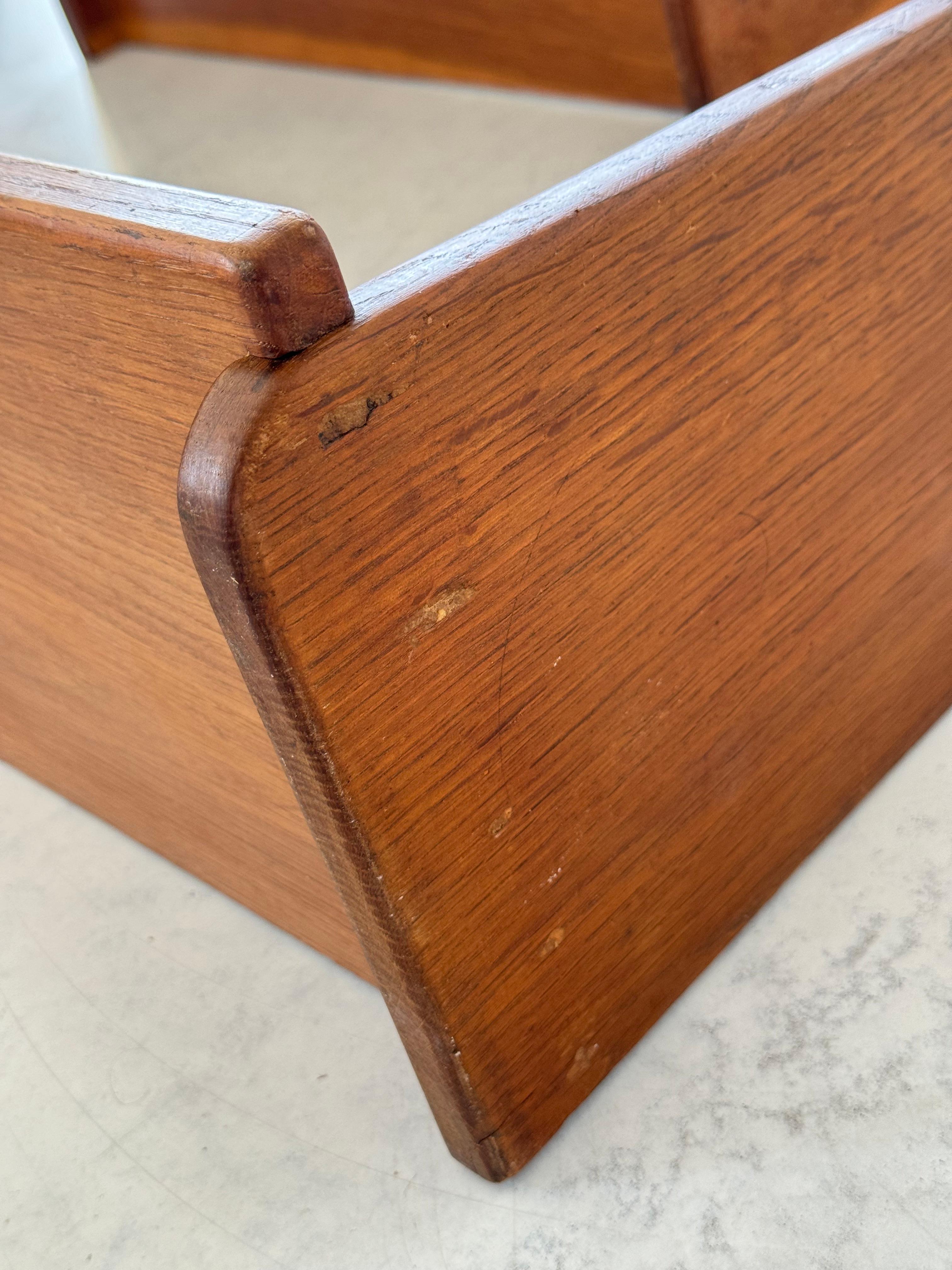 Marcel GASCOIN, two Oak shelves, post ware design, France circa 1950s For Sale 10
