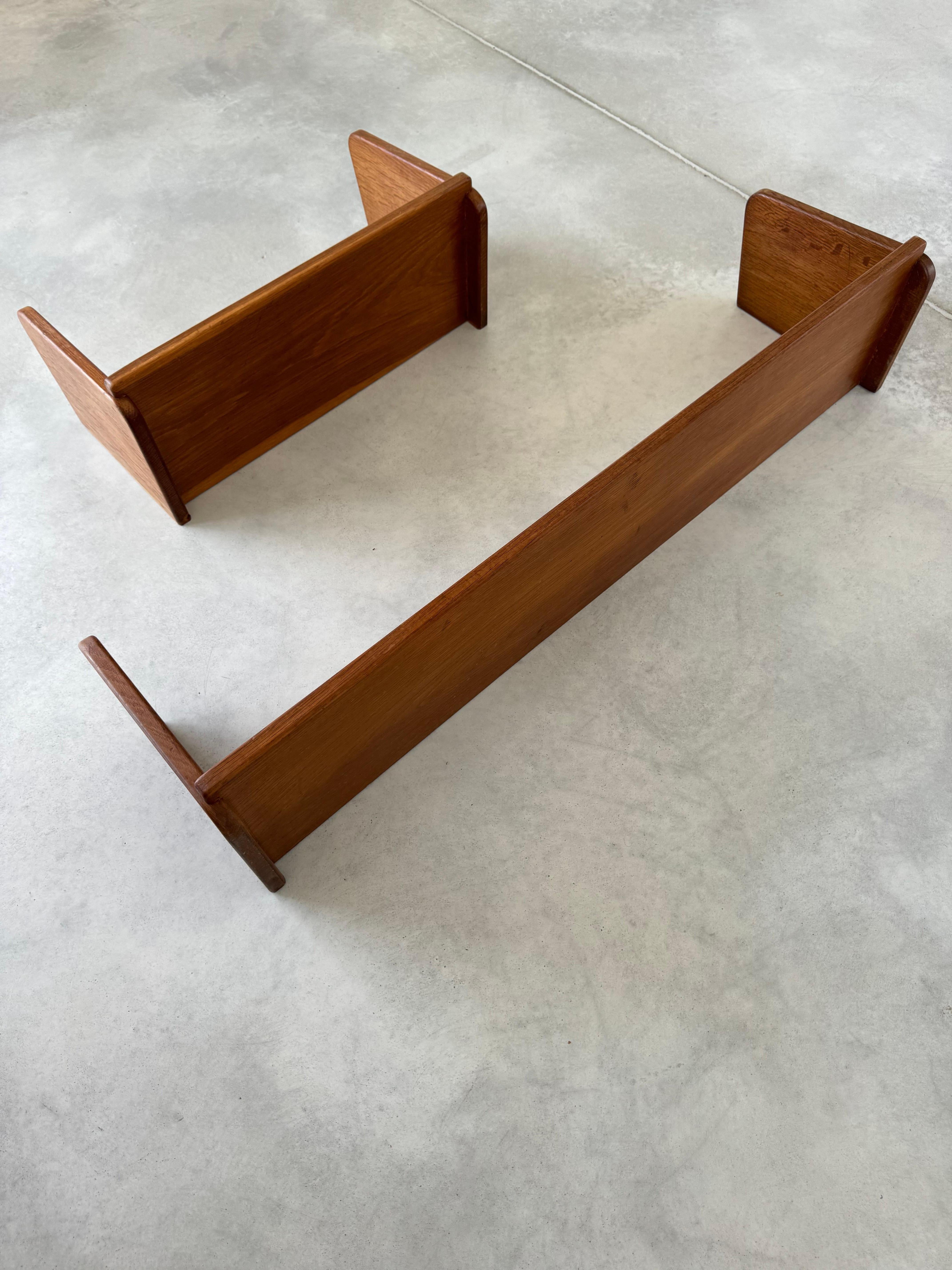 Mid-20th Century Marcel GASCOIN, two Oak shelves, post ware design, France circa 1950s For Sale
