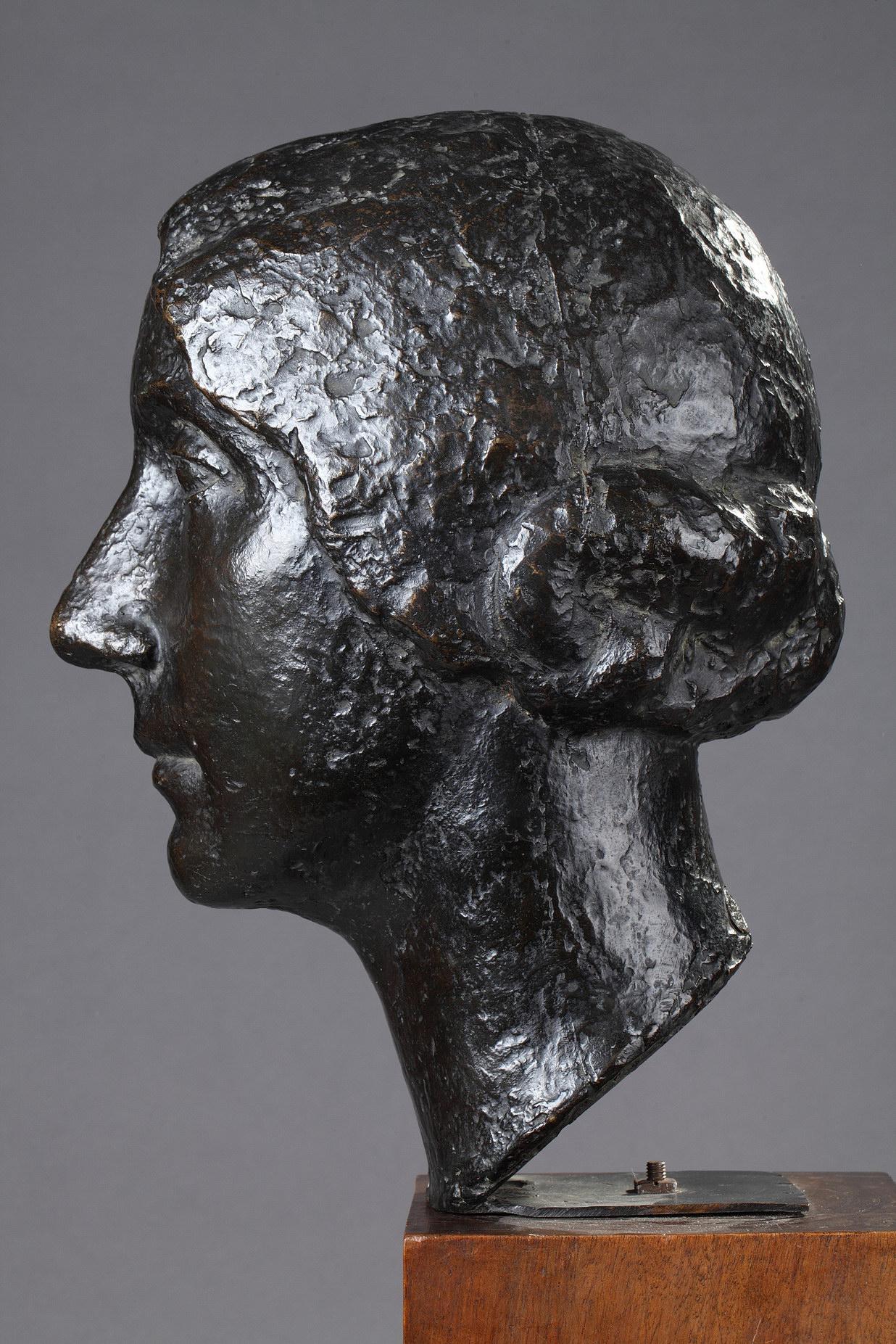 Retrato de mujer - Sculpture Escuela francesa de Marcel GIMOND