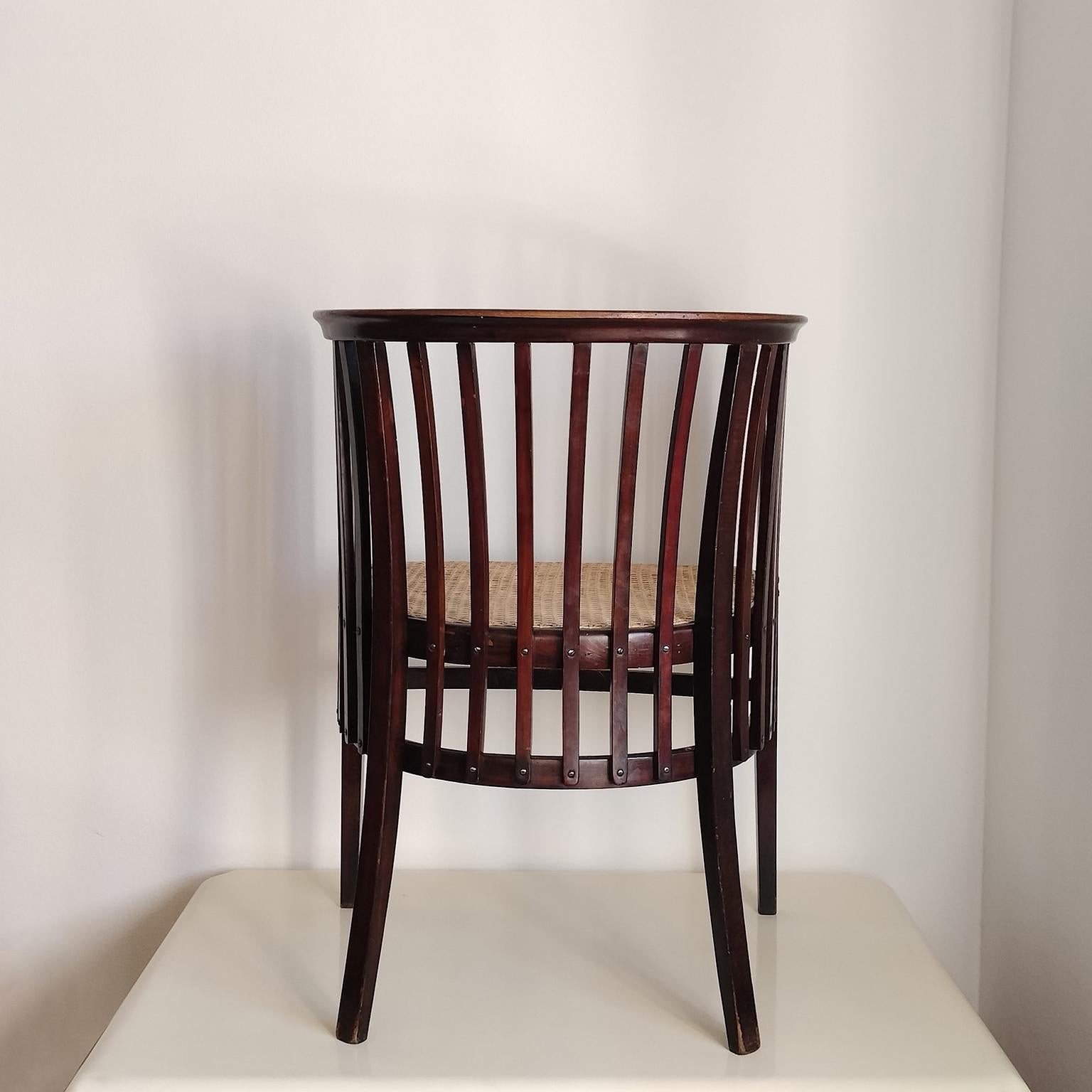 Marcel Kammerer Original Gerbruder Thonet Armchair in Beeche and Cane 1909 Bon état - En vente à Montecatini Terme, IT