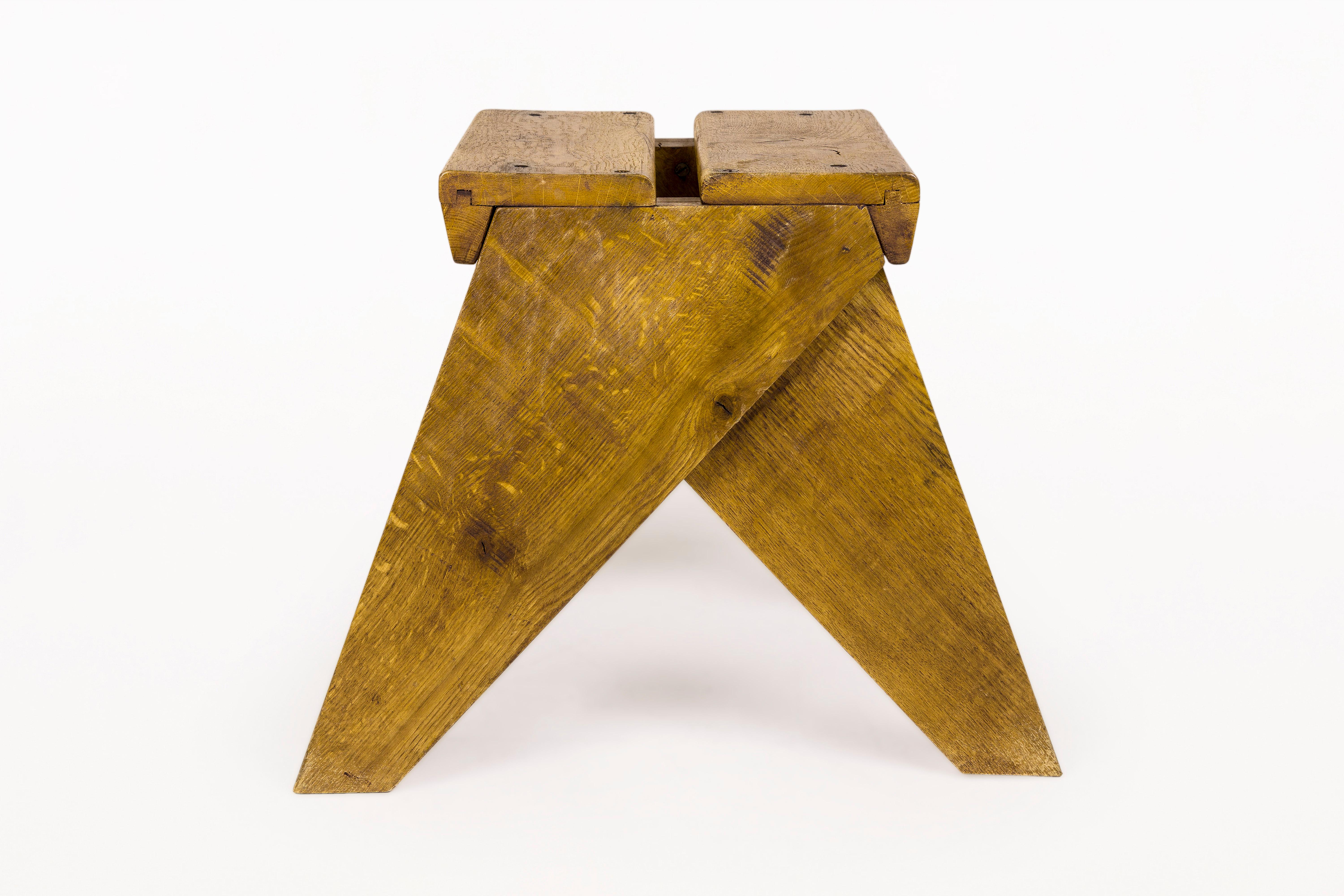 Marcel lods wooden stool
PIne wood stool,
circa 1950, France
Good vintage condition.
He studied at the National Superior School of Decorative Arts and the National Superior School of Fine Arts in Paris, where he graduated in 1923. Shortly after