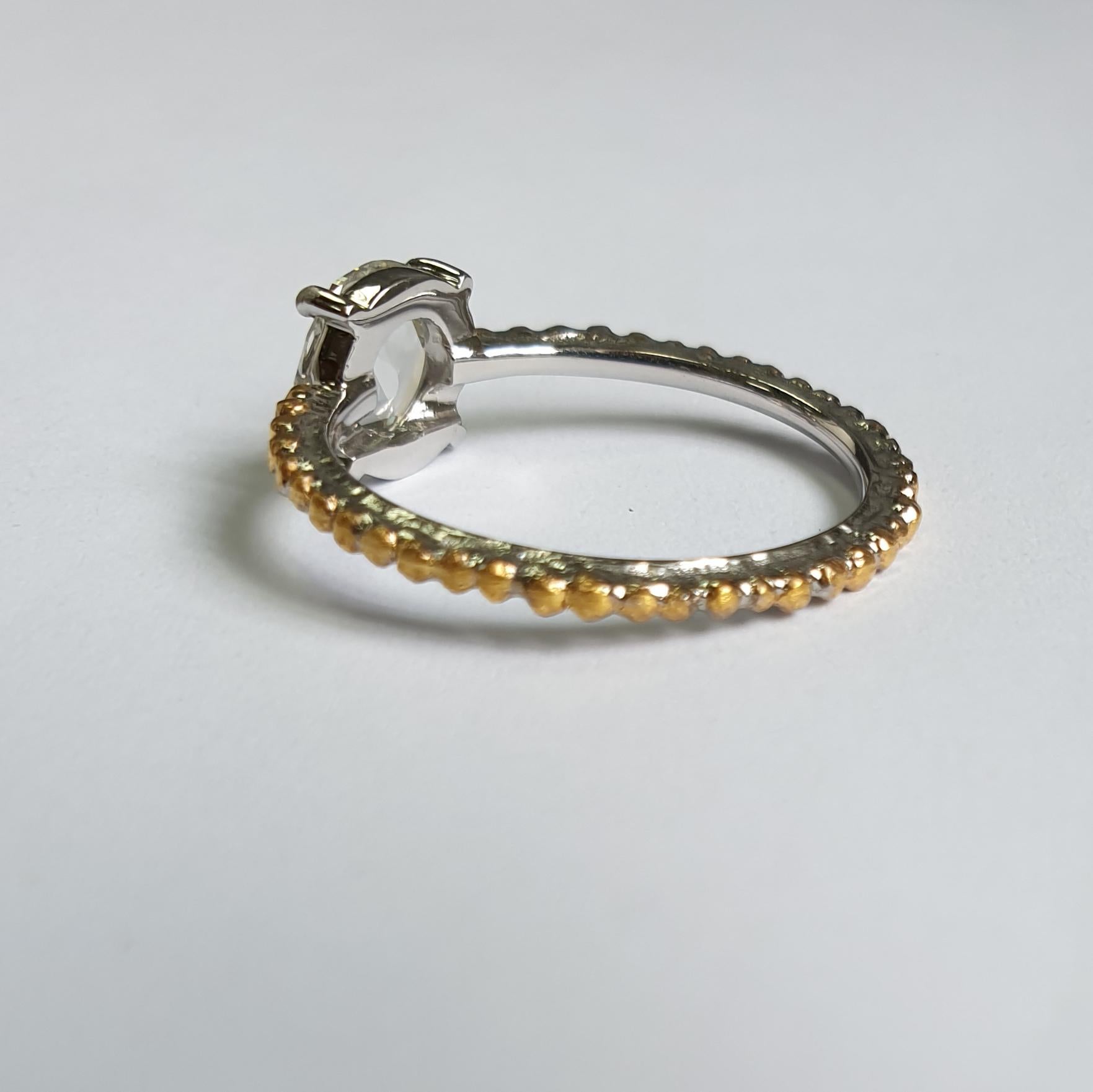 0.72 Carat Rose Cut Diamond Ring in Platinum and 24 Karat Gold In New Condition In London, London