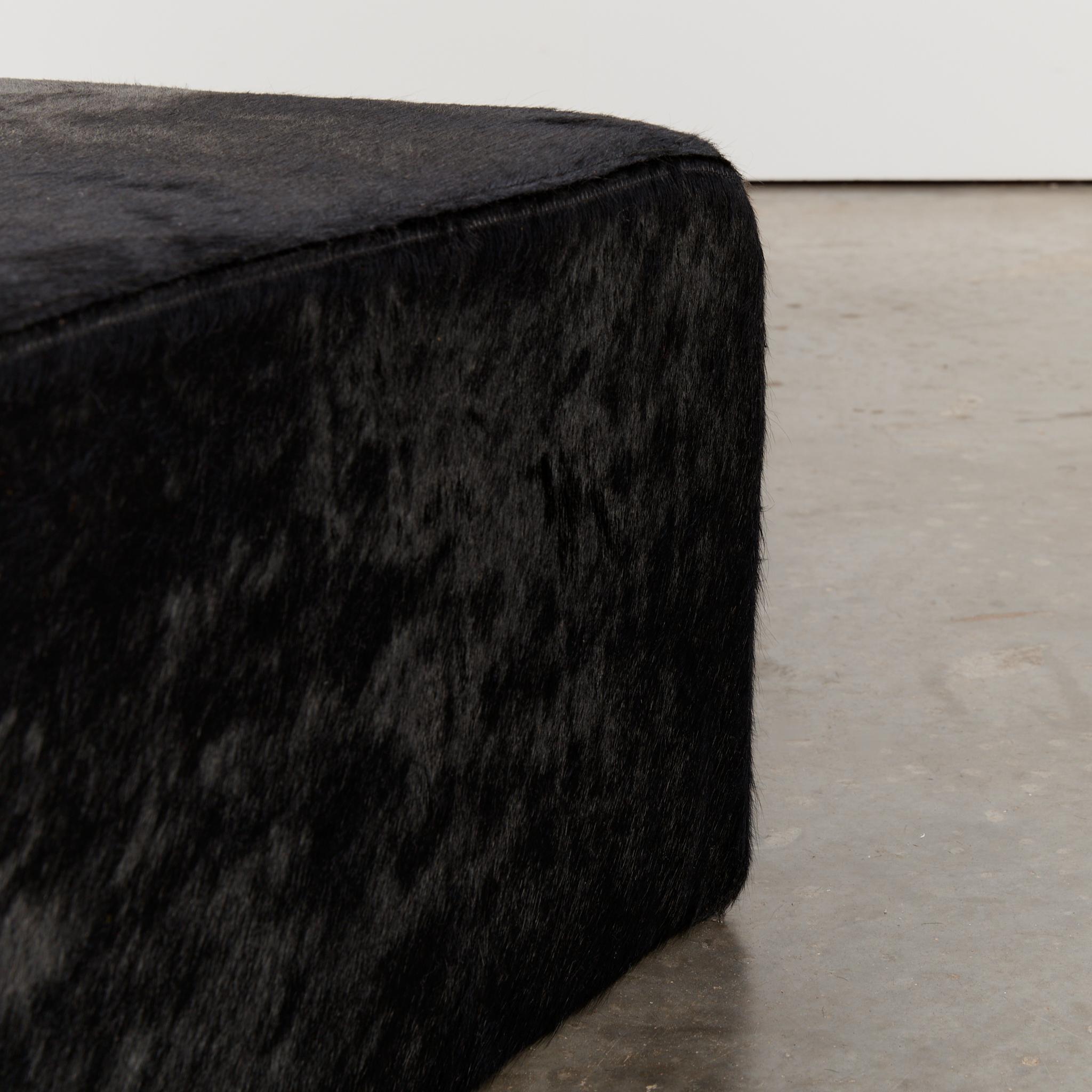 Marcel sofa settee by Kazuhide Takahama for Gavina reupholstered in hair on hide For Sale 6