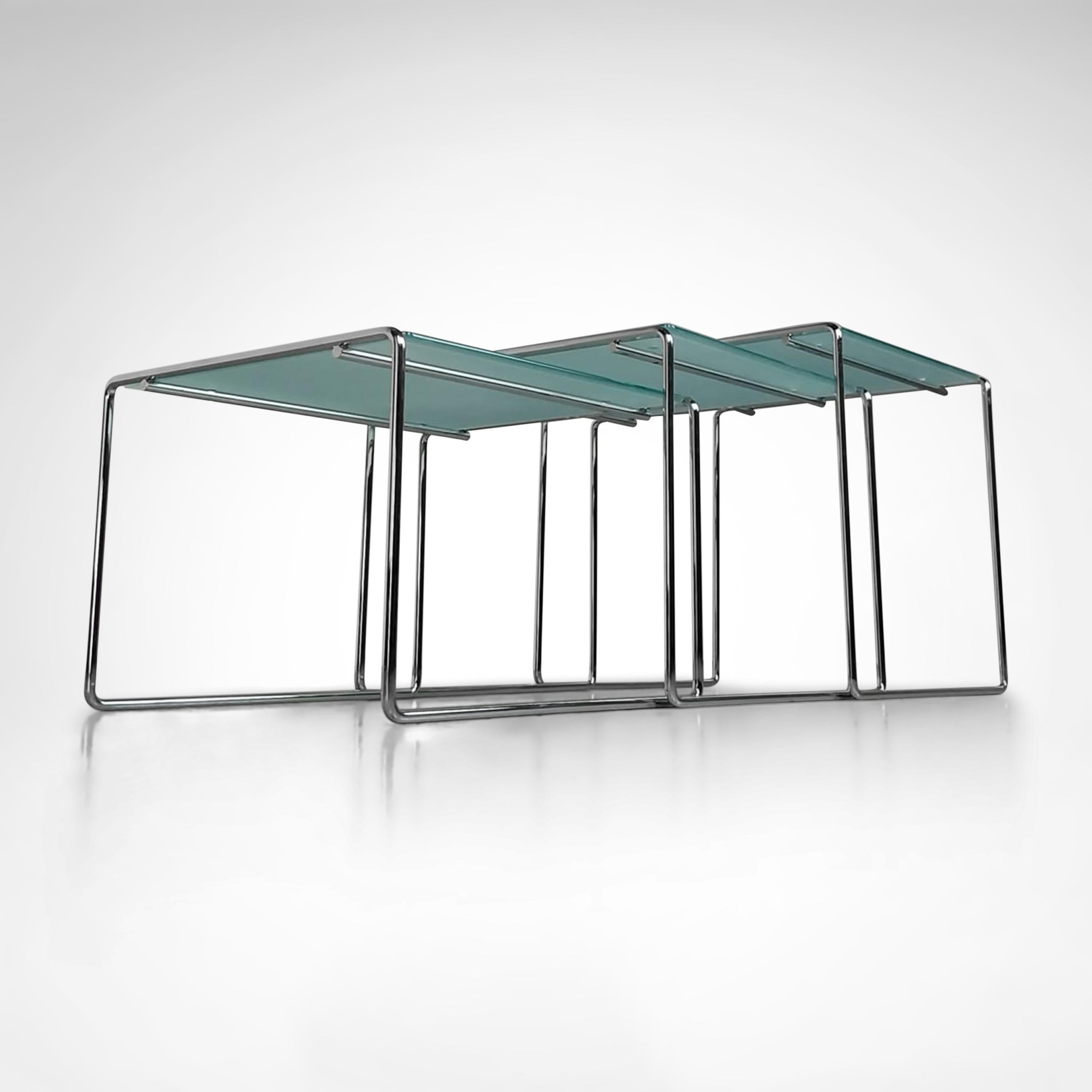 Minimalist Marcel T nesting side table by Kazuhide Takahama for Simon Gavina 1970s, set 3