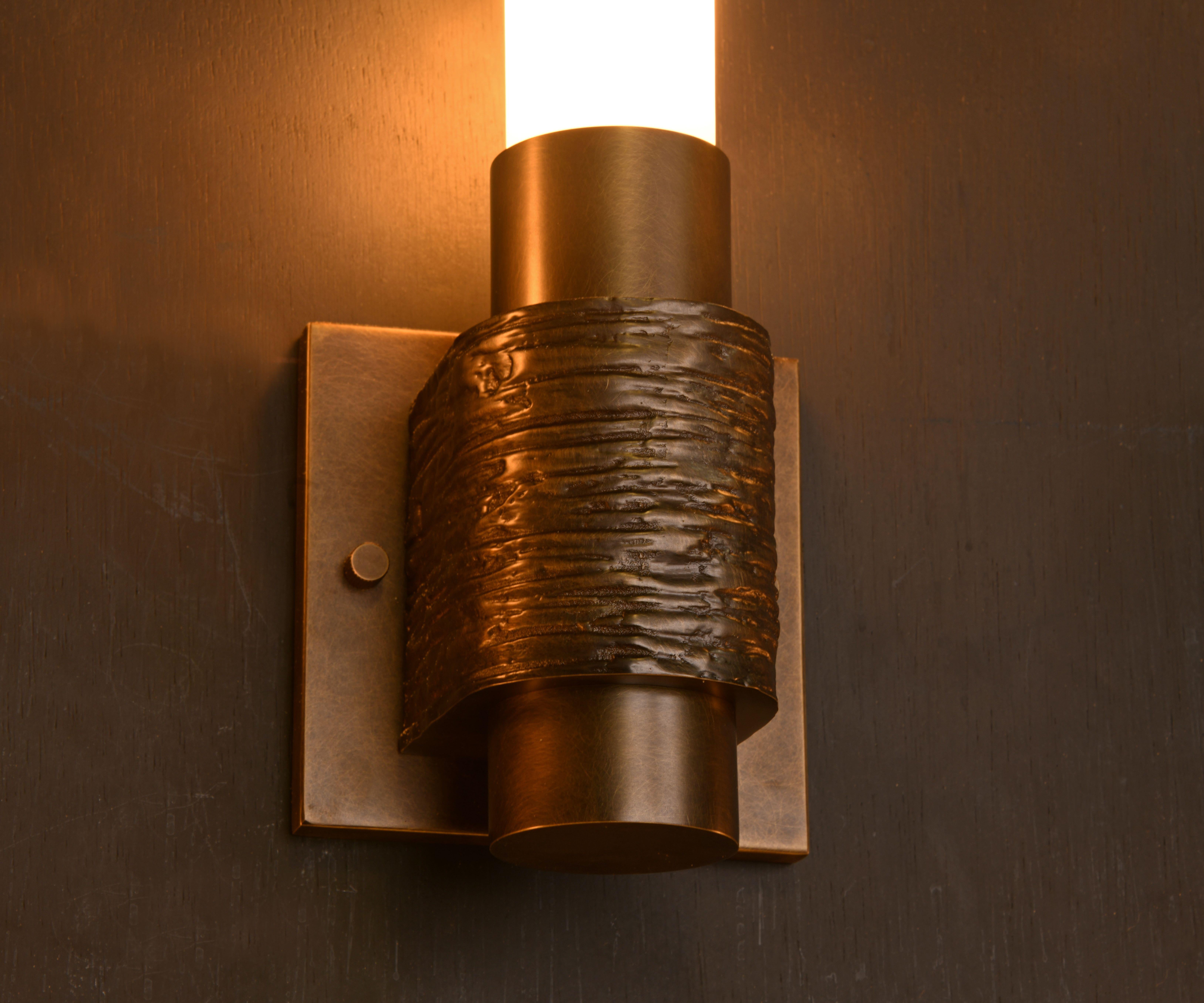 Hand-Crafted Marcel Sconce - Single (14.5