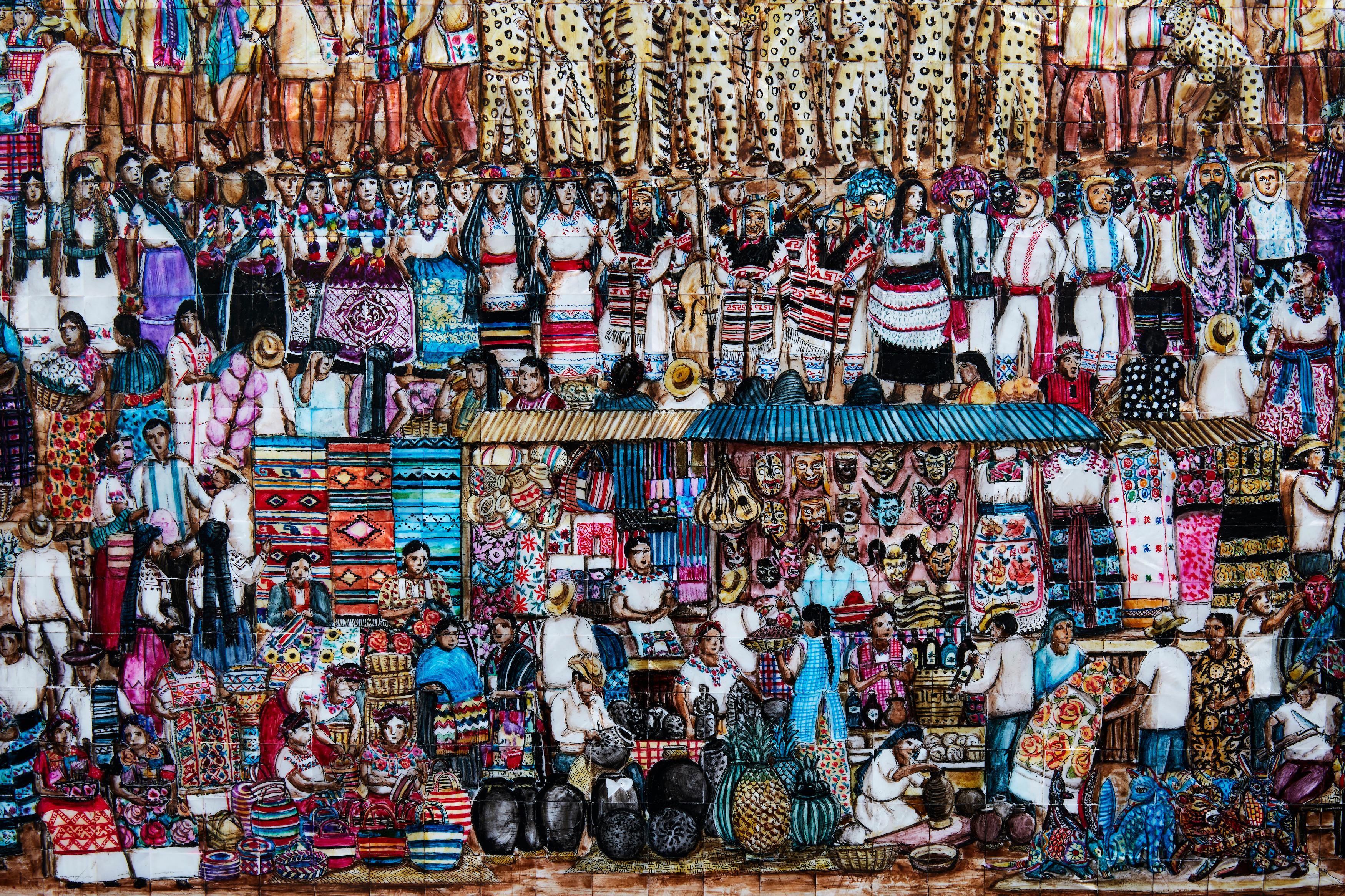 Mitote Folklórico - Marco de Nácar con Incrustaciones - Arte Popular Mexicano- Cactus Fine Art en venta 8