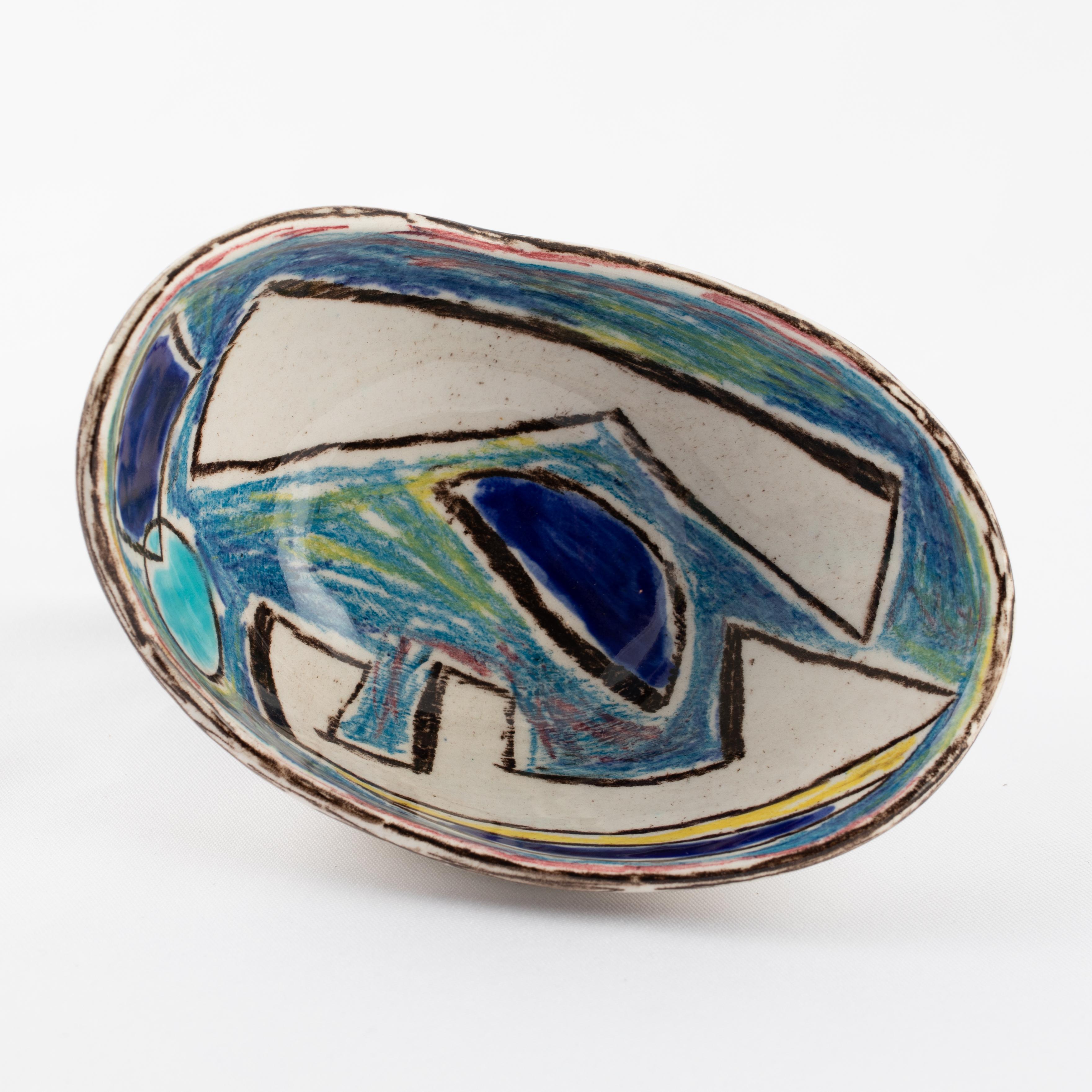 Marcello Fantoni Ceramic Bowl with Abstract Design, circa 1960s For Sale 3