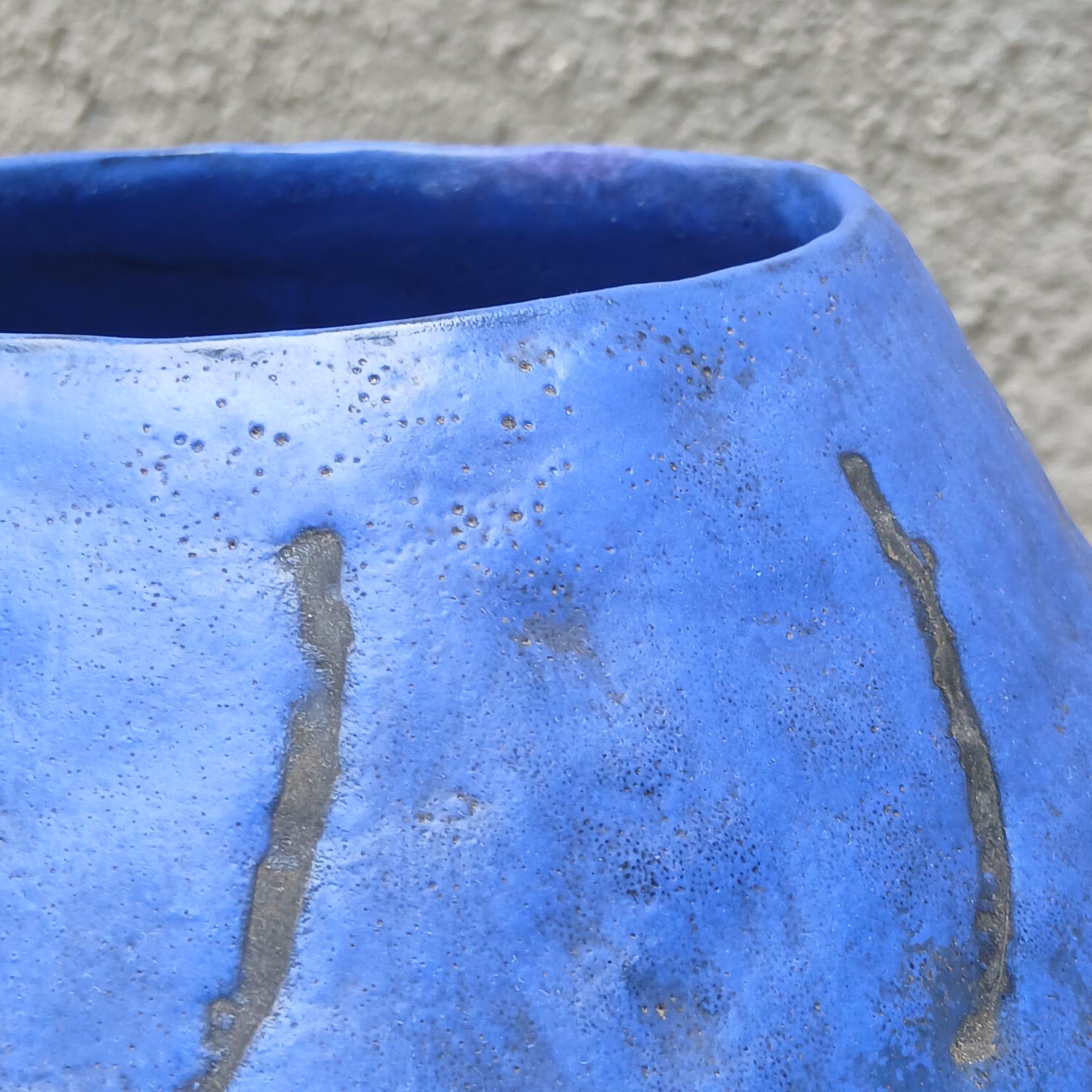 Marcello Fantoni – Ciotola Scultorea Ceramica Smaltata Blu - Firenze - Anni ’50 In condizioni buone in vendita a Milano, IT