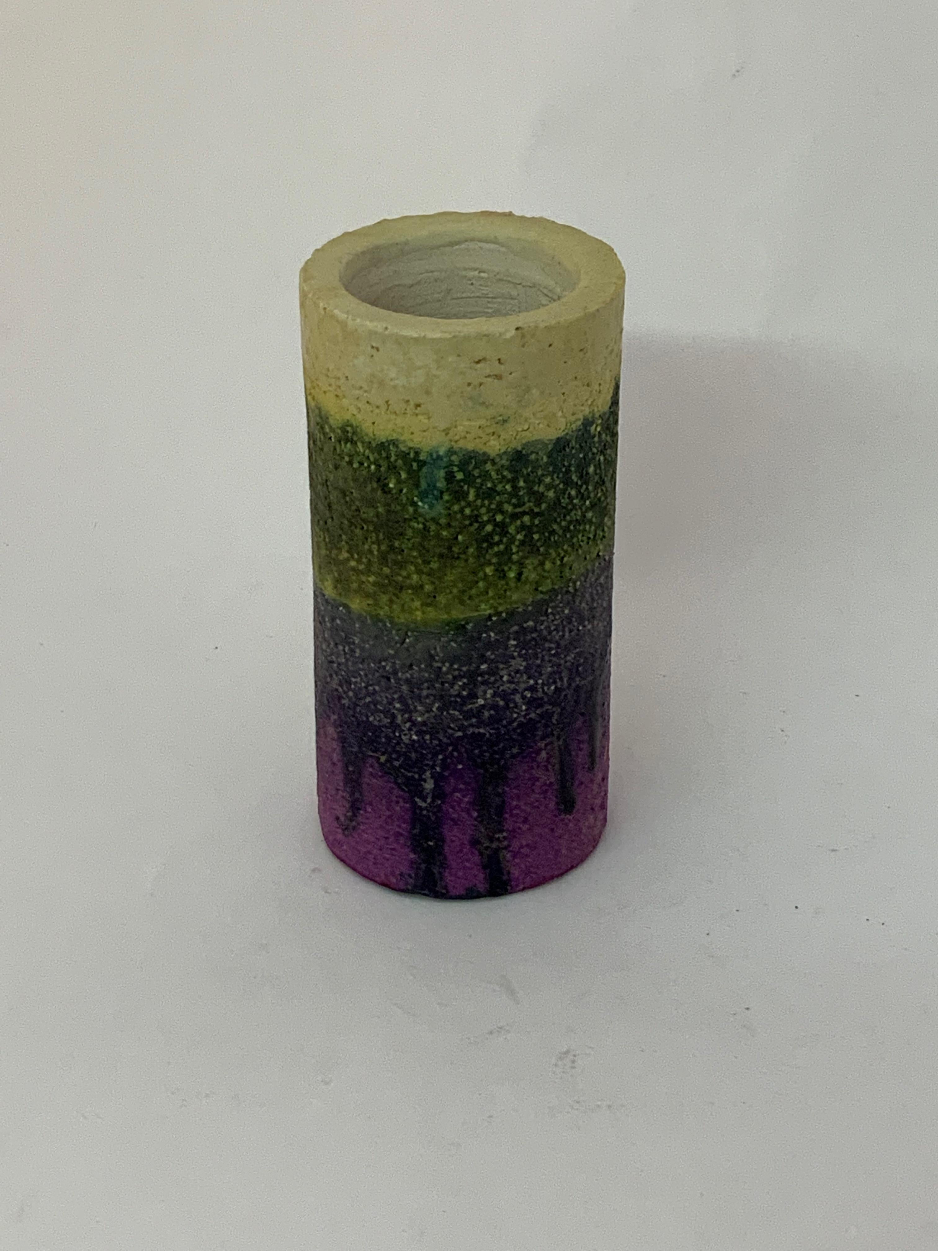 Outstanding drip glaze pottery vase by Marcello Fantoni for Raymor. Fully signed cylindrical vase with original label and signed on the pot. A very good early example of form and color, circa 1950-1960. Very good condition with no visible cracks,