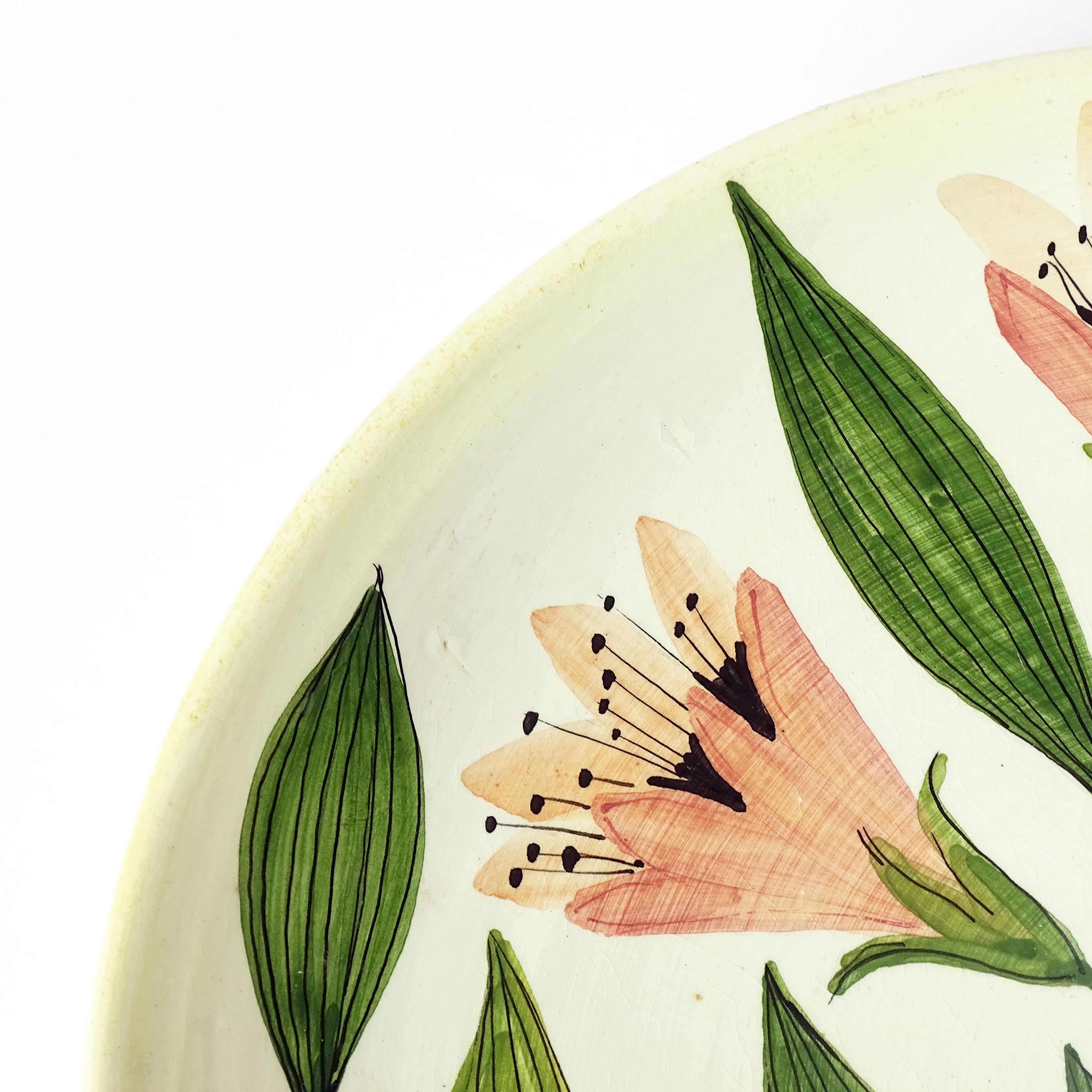 Splendid Marcello Fantoni Unusual Modernist Flowers Ceramic Wall Plate, Italy 1950s