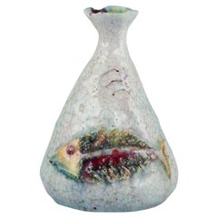 Marcello Fantoni, céramiste italien. Grand vase en céramique avec motif de poisson