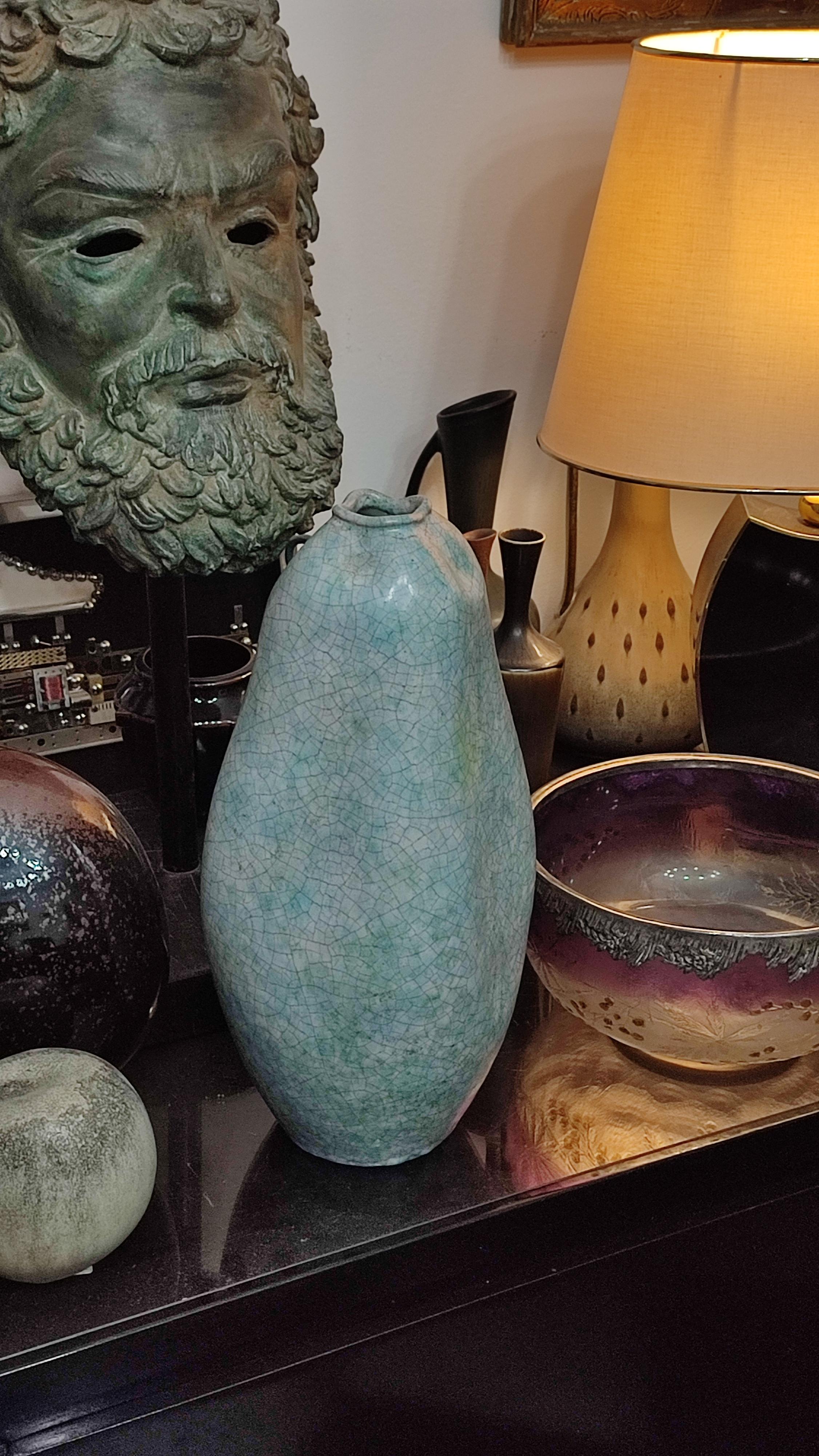 Vase sculptural italien en céramique à glaçure craquelée de Marcello Fantoni, milieu du XXe siècle en vente 3
