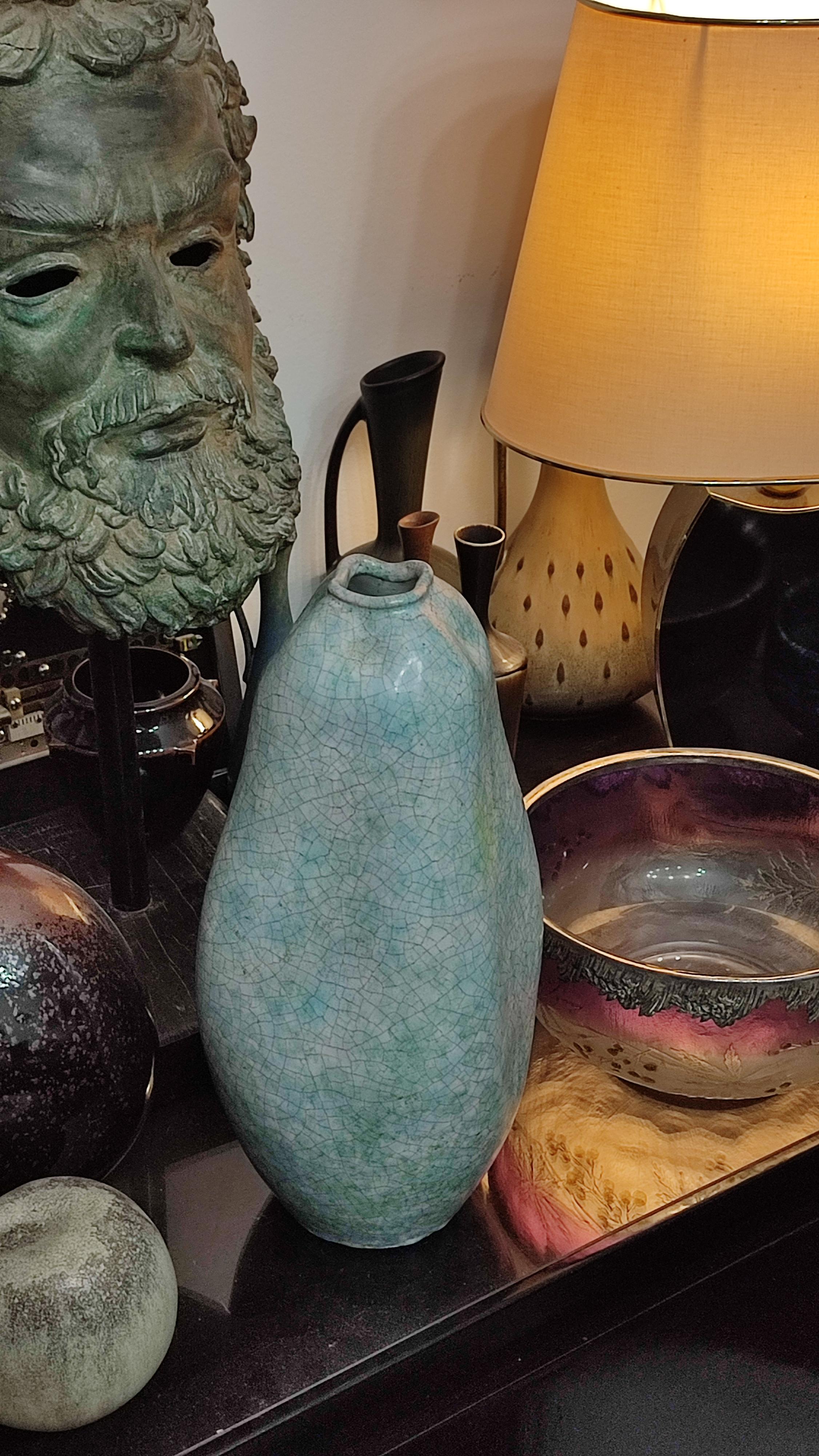 Vase sculptural italien en céramique à glaçure craquelée de Marcello Fantoni, milieu du XXe siècle en vente 4