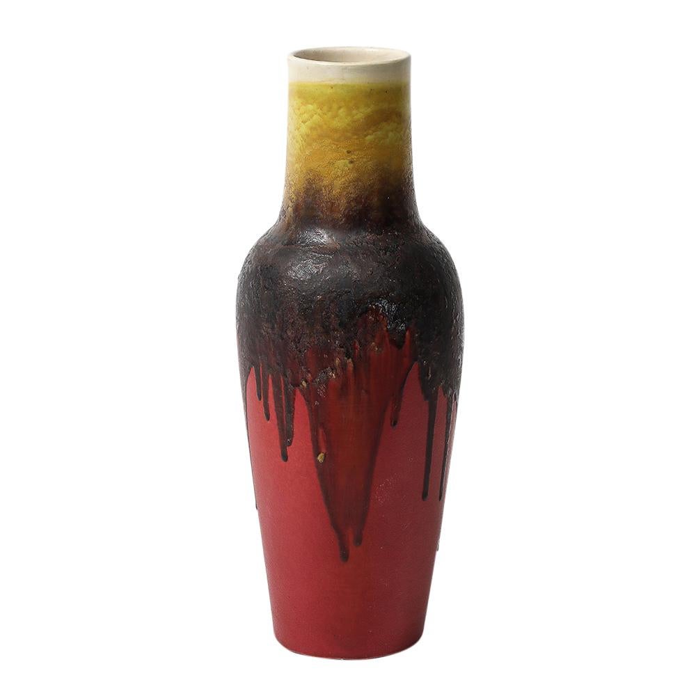 Fin du 20e siècle Marcello Fantoni Vase Raymor, céramique, émail goutte à goutte, rouge bourgogne, jaune, signé en vente