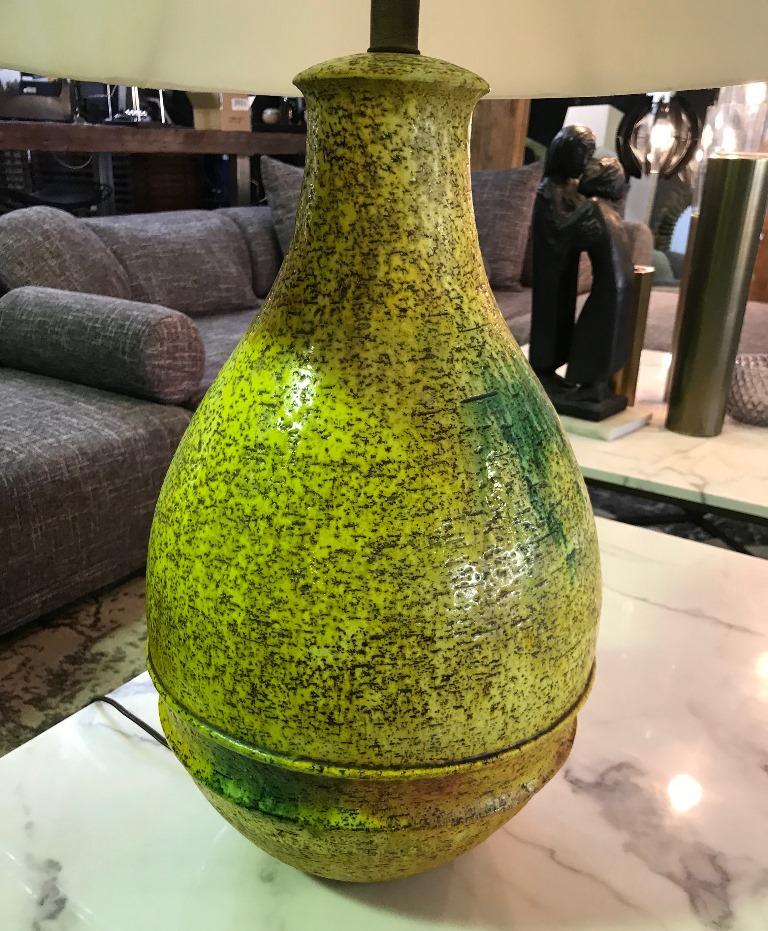 Mid-Century Modern Marcello Fantoni Signed Midcentury Italian Raymor Glazed Ceramic Table Lamp For Sale