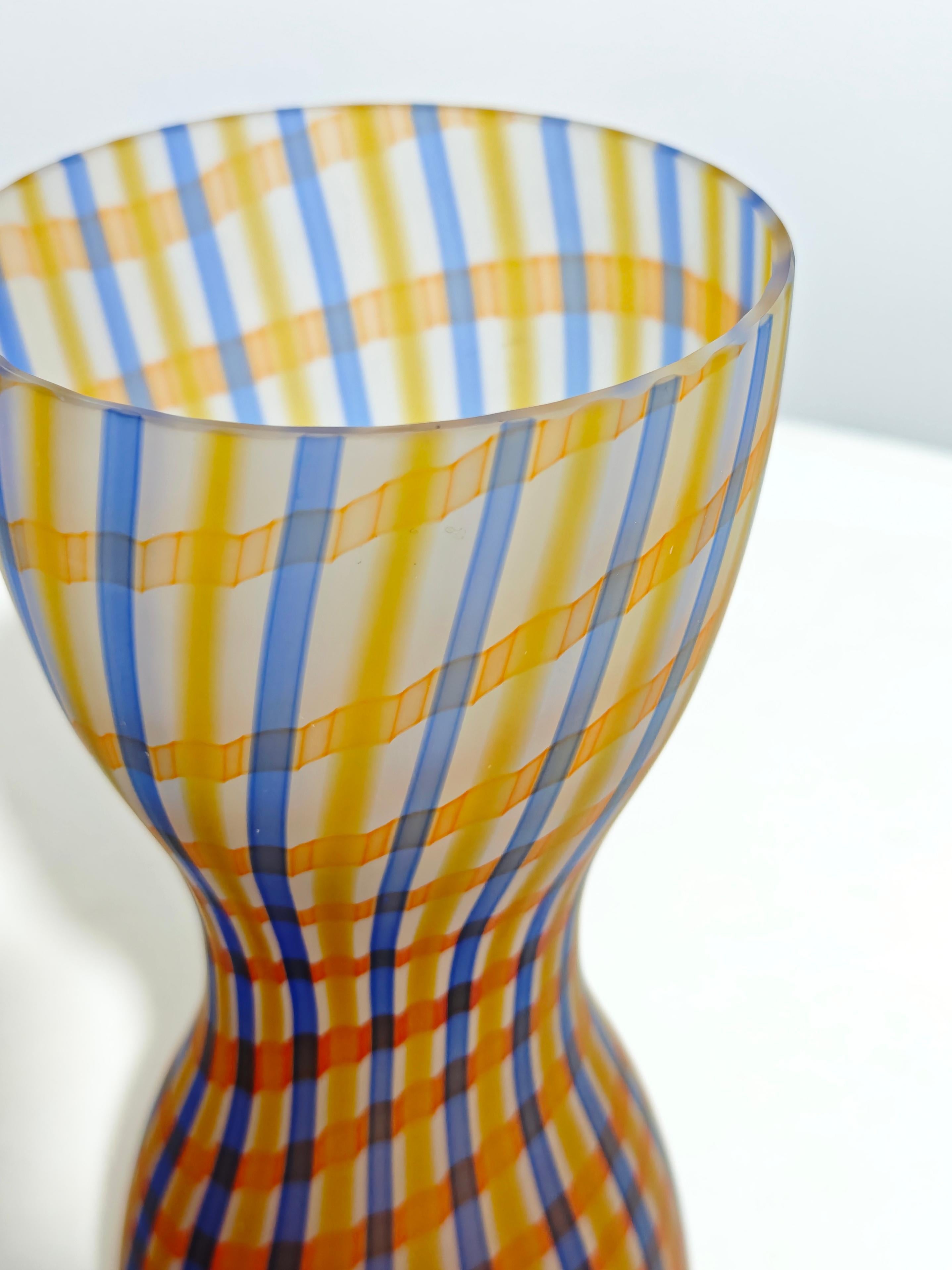Italiano Marcello Furlan per Lip Murano Italia 89s Vaso in vetro soffiato decorato metà secolo in vendita