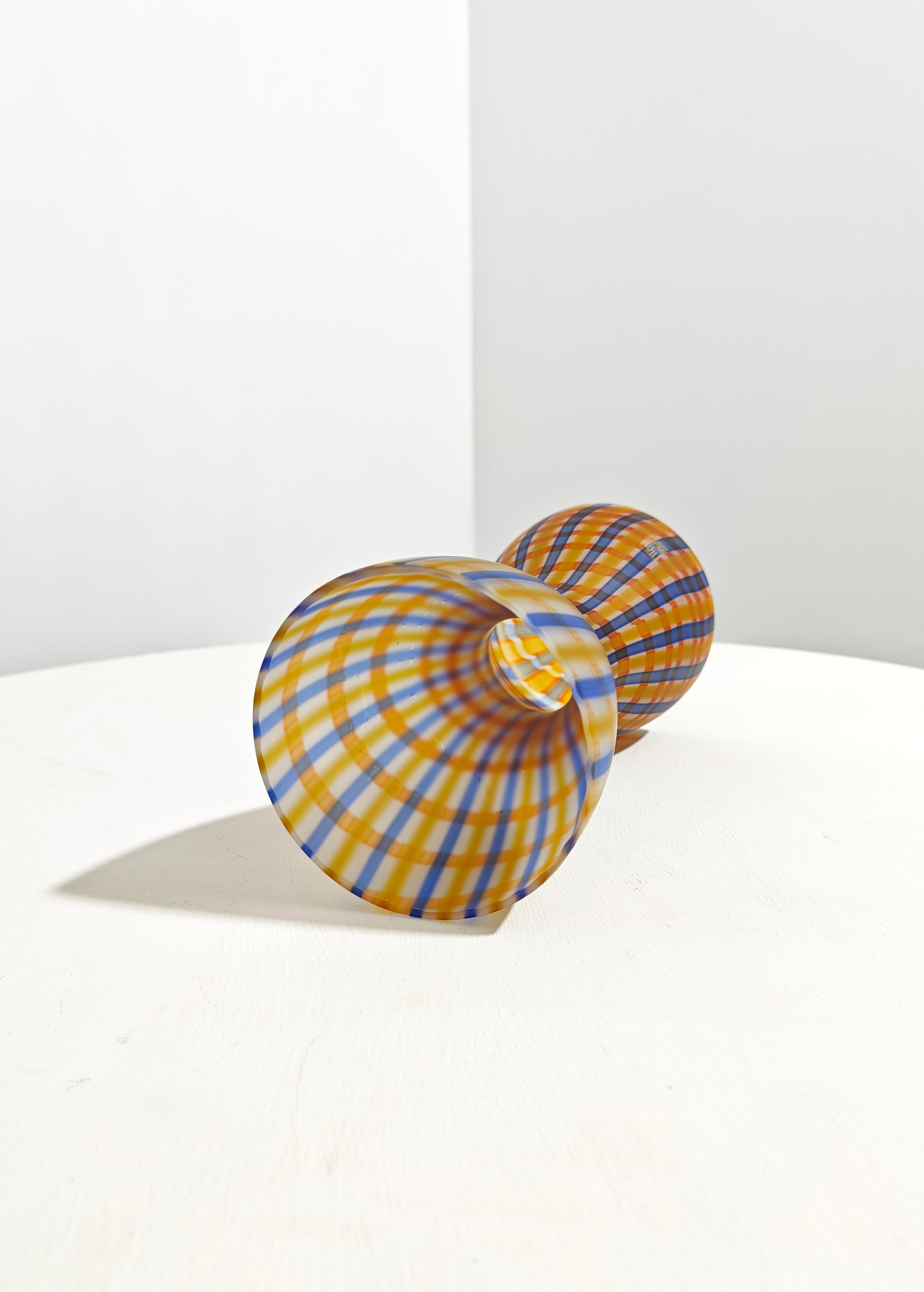 XX secolo Marcello Furlan per Lip Murano Italia 89s Vaso in vetro soffiato decorato metà secolo in vendita