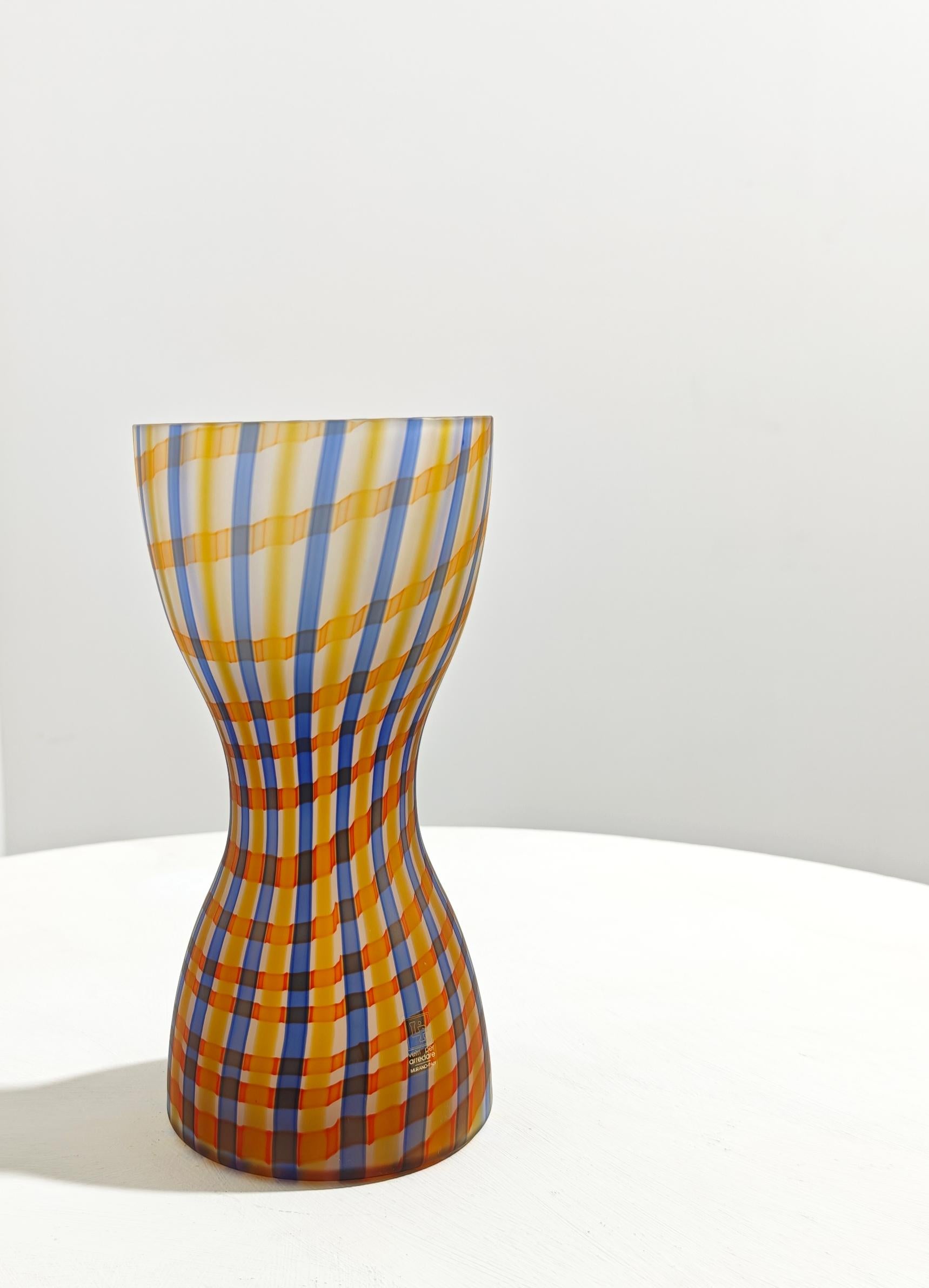 Vetro di Murano Marcello Furlan per Lip Murano Italia 89s Vaso in vetro soffiato decorato metà secolo in vendita