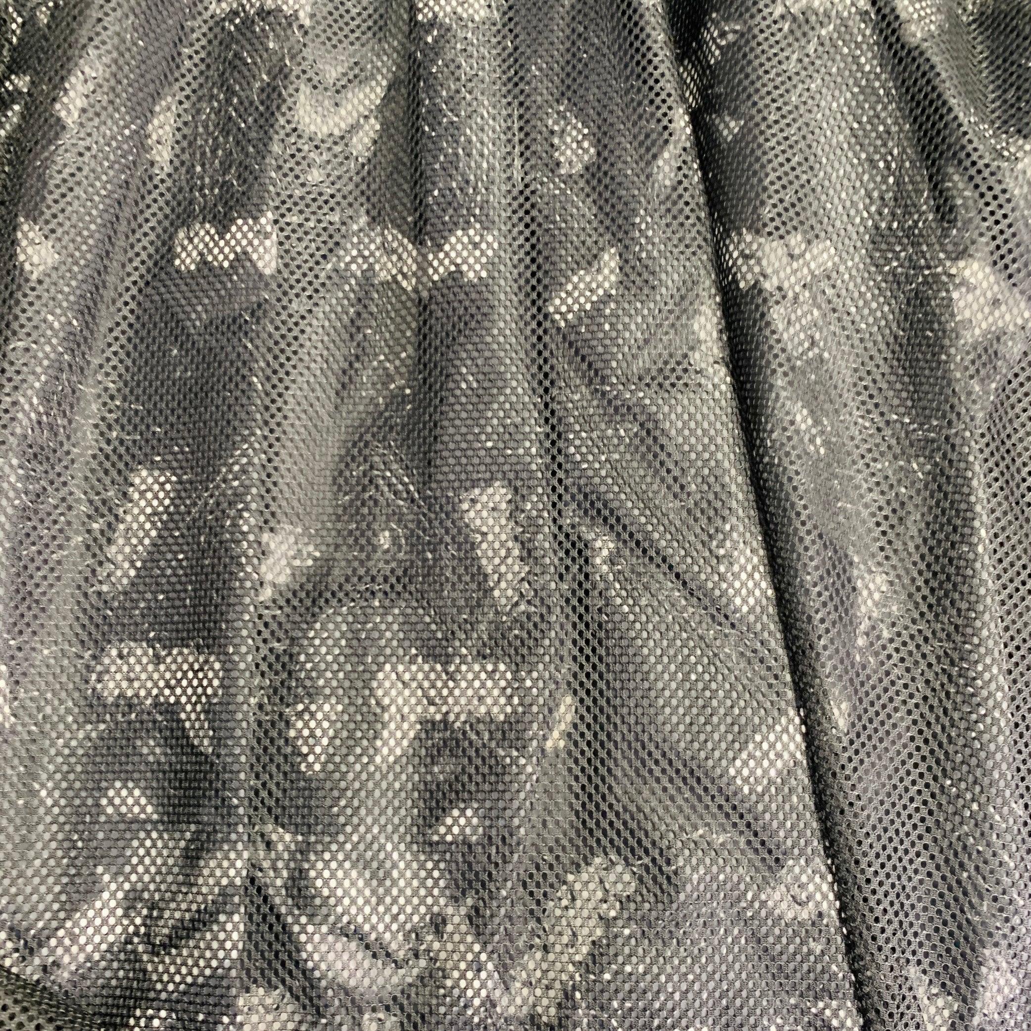 MARCELO BURLON Taille M Imperméable surdimensionné à capuche en polyamide serpent noir et gris en vente 2