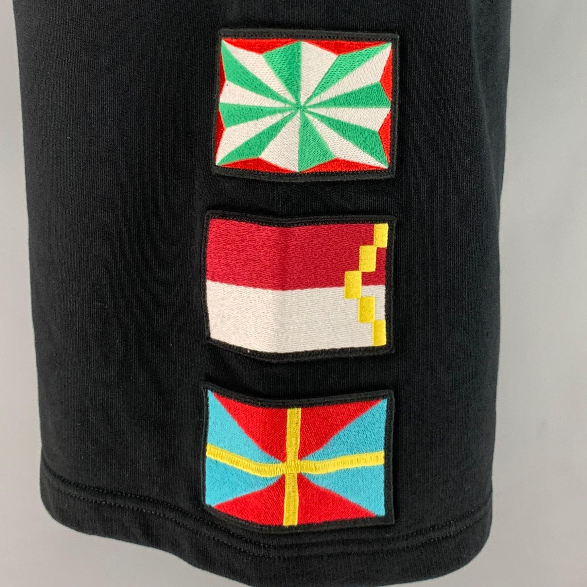 MARCELO BURLON Size S Black Multi-Color Applique Cotton Drawstring Shorts In Good Condition For Sale In San Francisco, CA