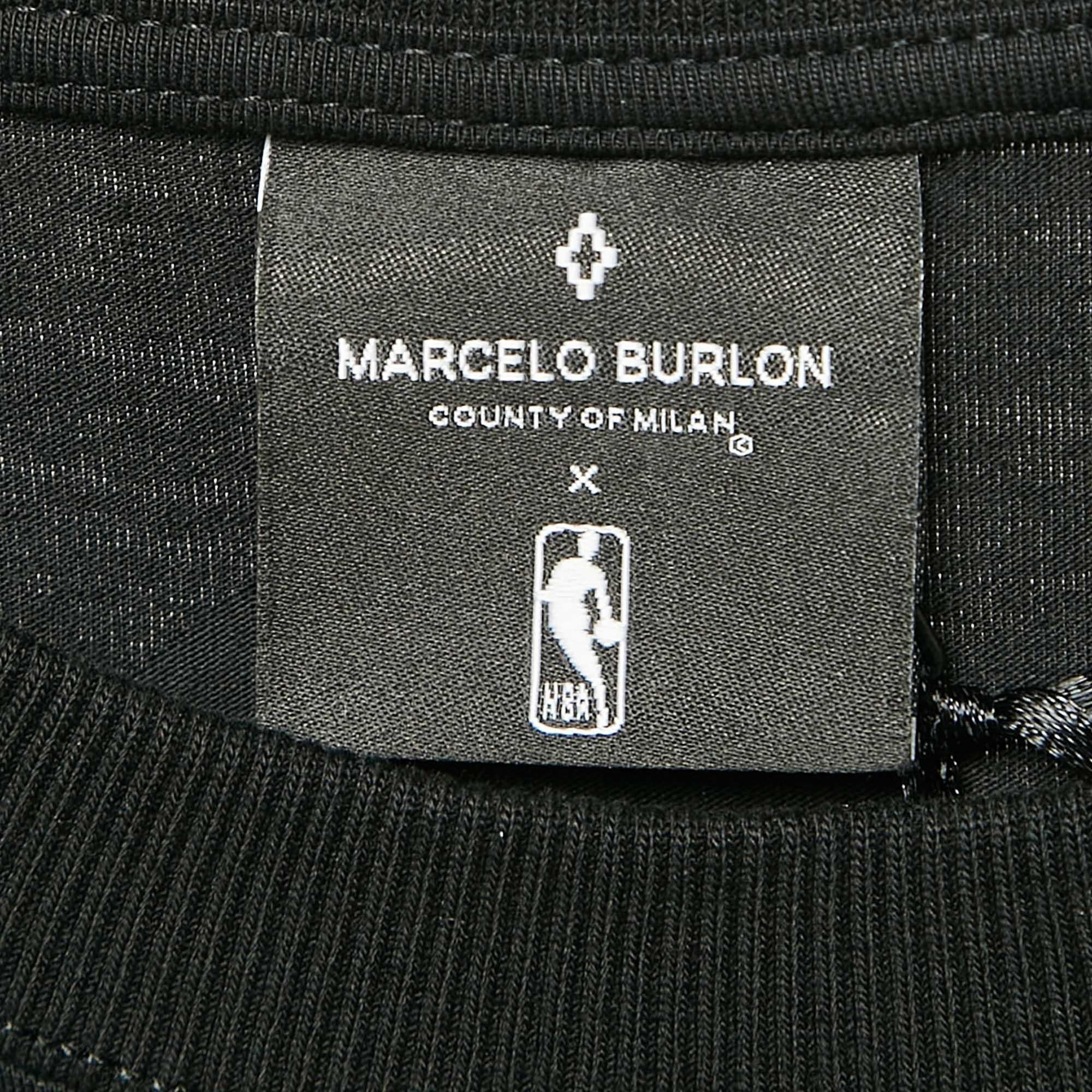 Marcelo Burlon x NBA Schwarzes T-Shirt aus Baumwolle mit Knicks-Druck und Mesh-Besatz, schwarz, S im Angebot 1