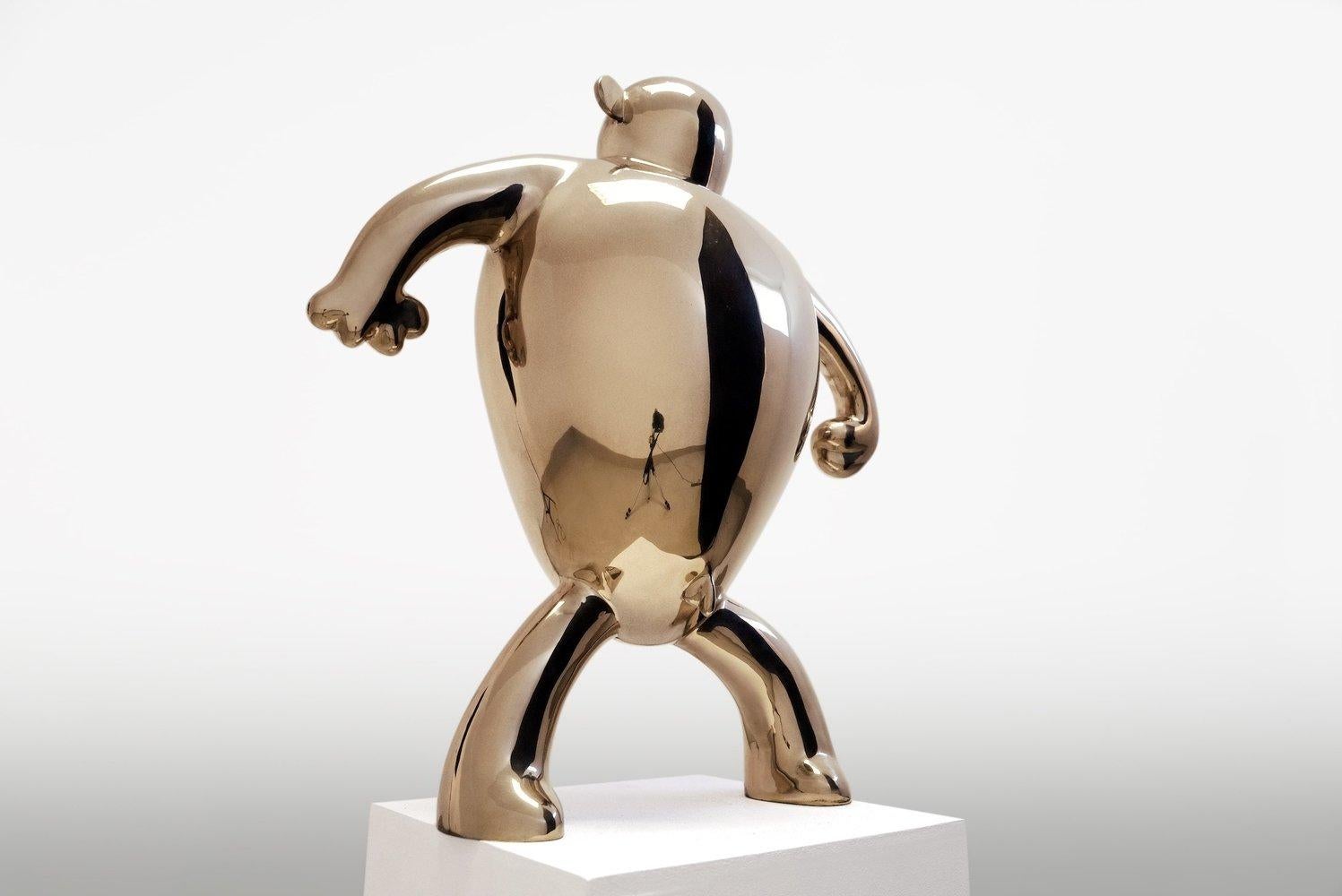 I. B. U. di Marcelo M. Burgos - scultura in bronzo lucidato, dorato, scimmia - Sculpture di Marcelo Martin Burgos
