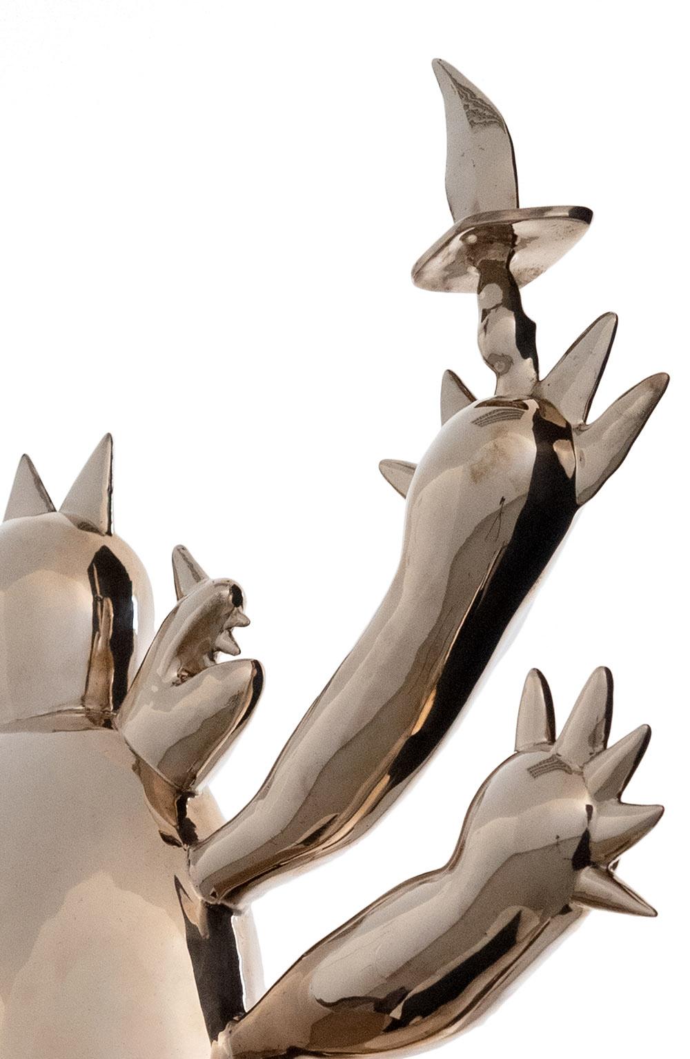 Luzar by Marcelo Martin Burgos - Bronze sculpture, golden, fantastic, monster For Sale 4