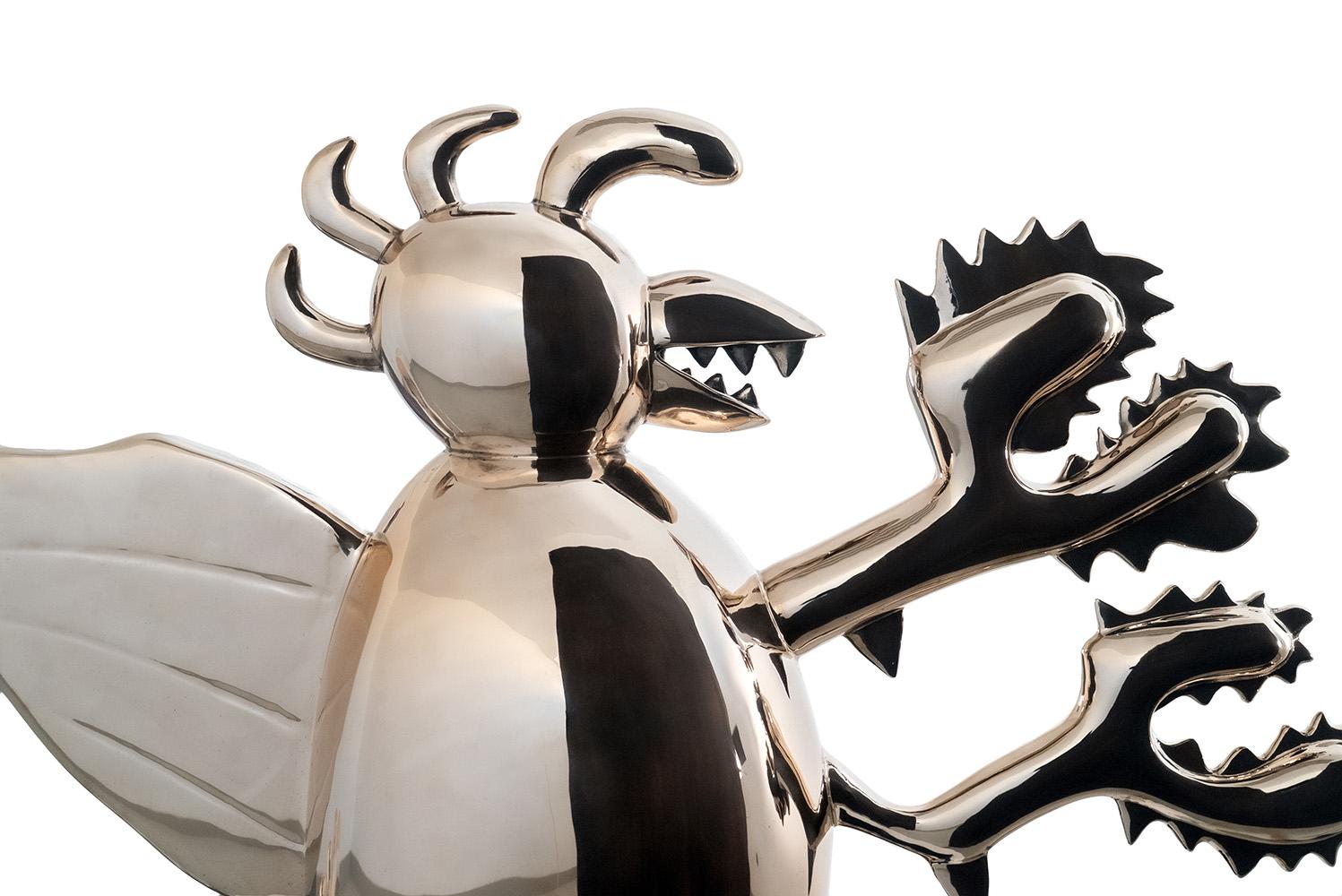 Nuke Duke von Marcelo Martin Burgos - Bronzeskulptur, goldenes, fantastisches Monster im Angebot 5