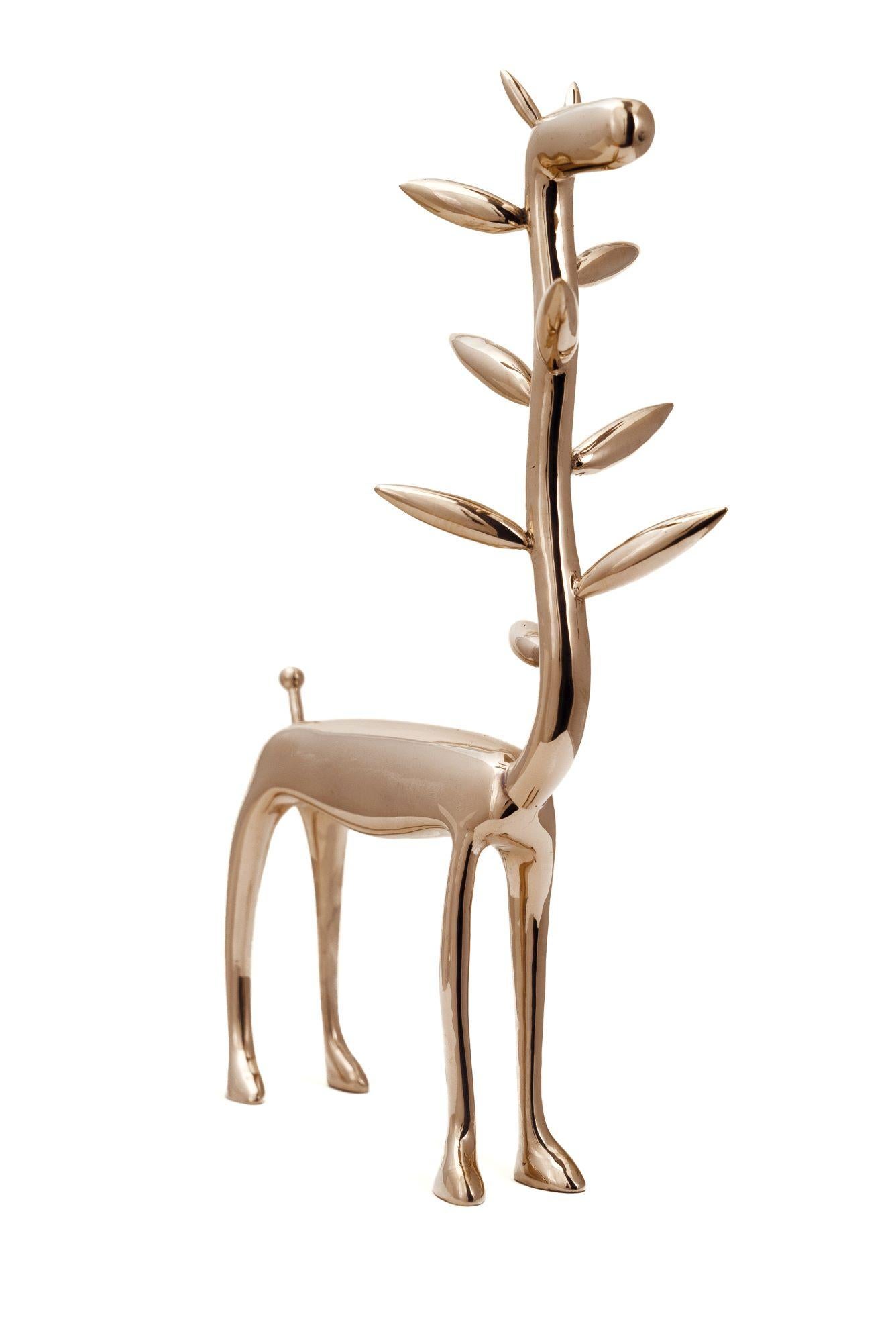 Plantiraffe by Marcelo M. Burgos - polished bronze sculpture, golden, giraffe For Sale 3