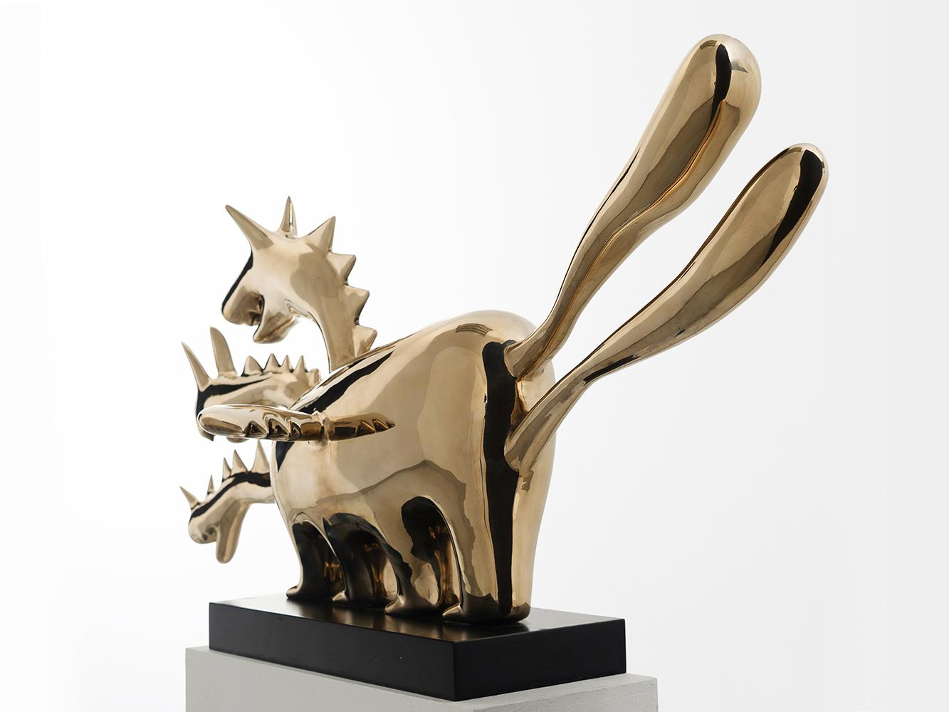 Polycephalous di Marcelo Martin Burgos - Scultura in bronzo, dorata, fantastica in vendita 3