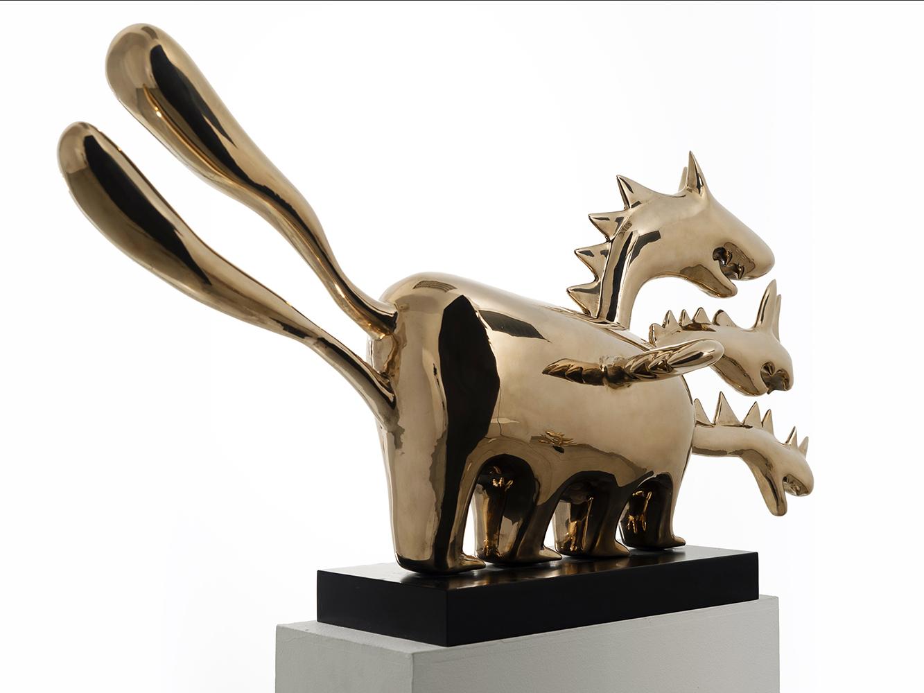Polycephalous di Marcelo Martin Burgos - Scultura in bronzo, dorata, fantastica in vendita 4