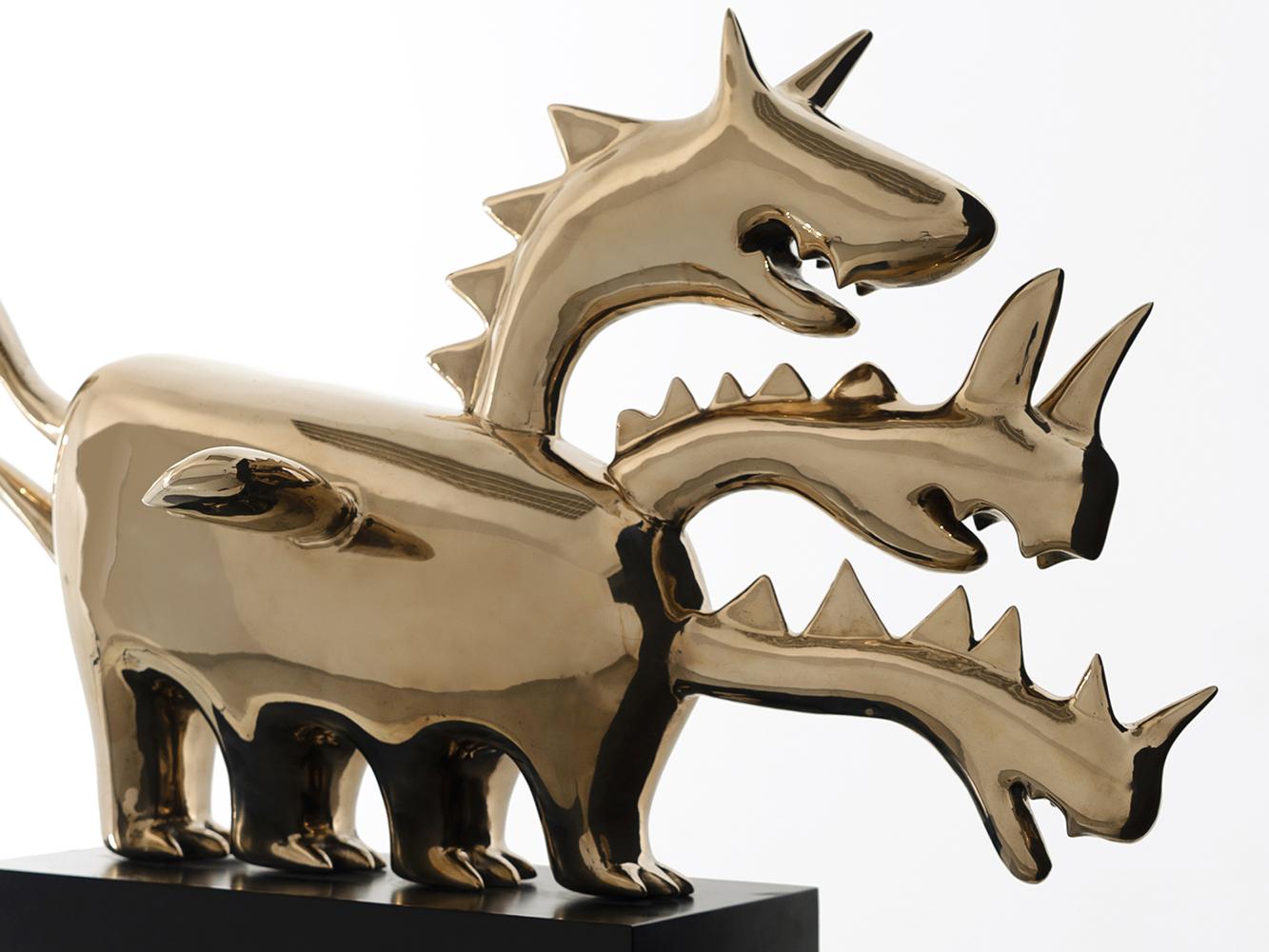 Polycephalous di Marcelo Martin Burgos - Scultura in bronzo, dorata, fantastica in vendita 5