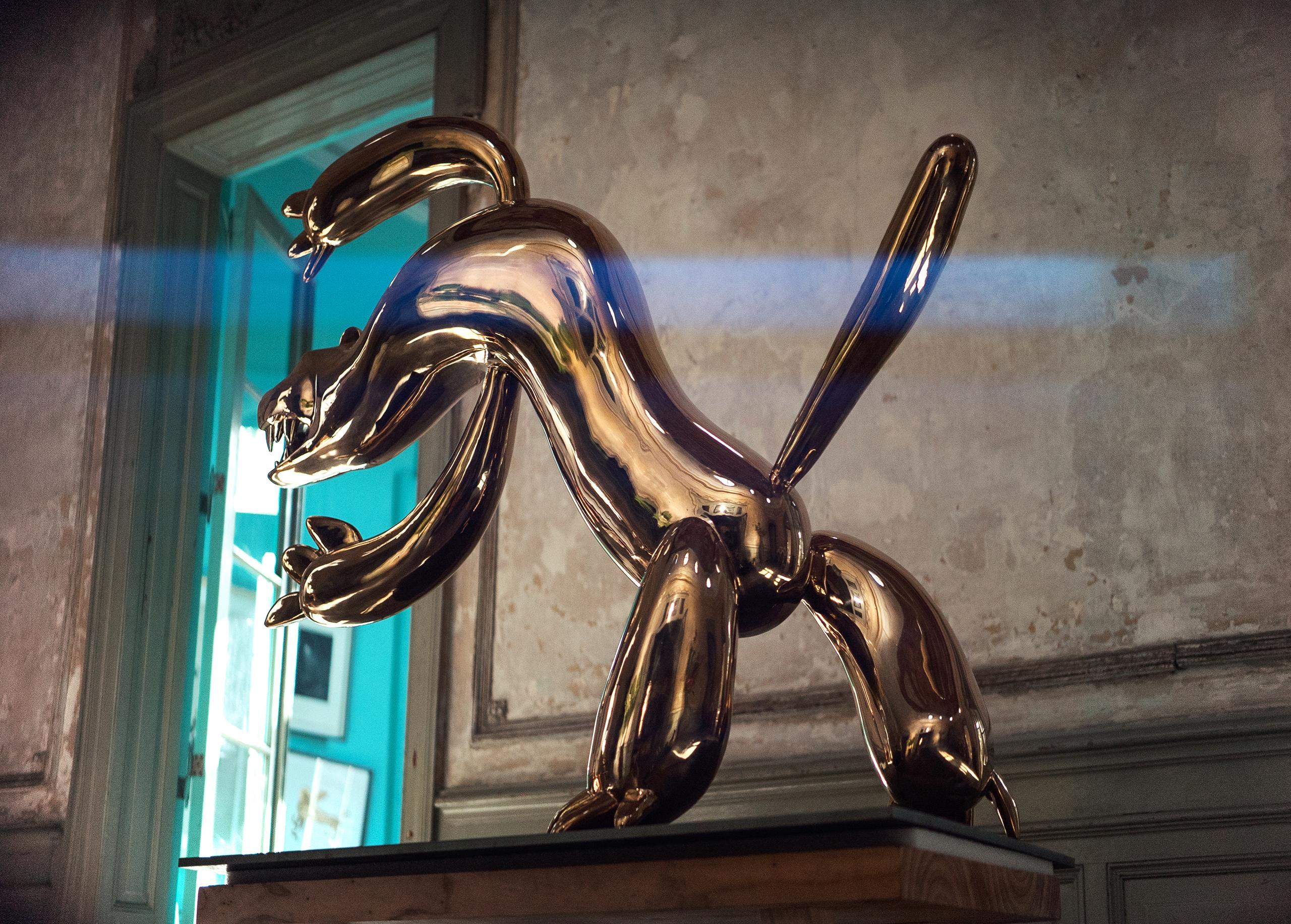 Tigre de Marcelo Martin Burgos - Sculpture en bronze poli, chat sauvage doré en vente 2