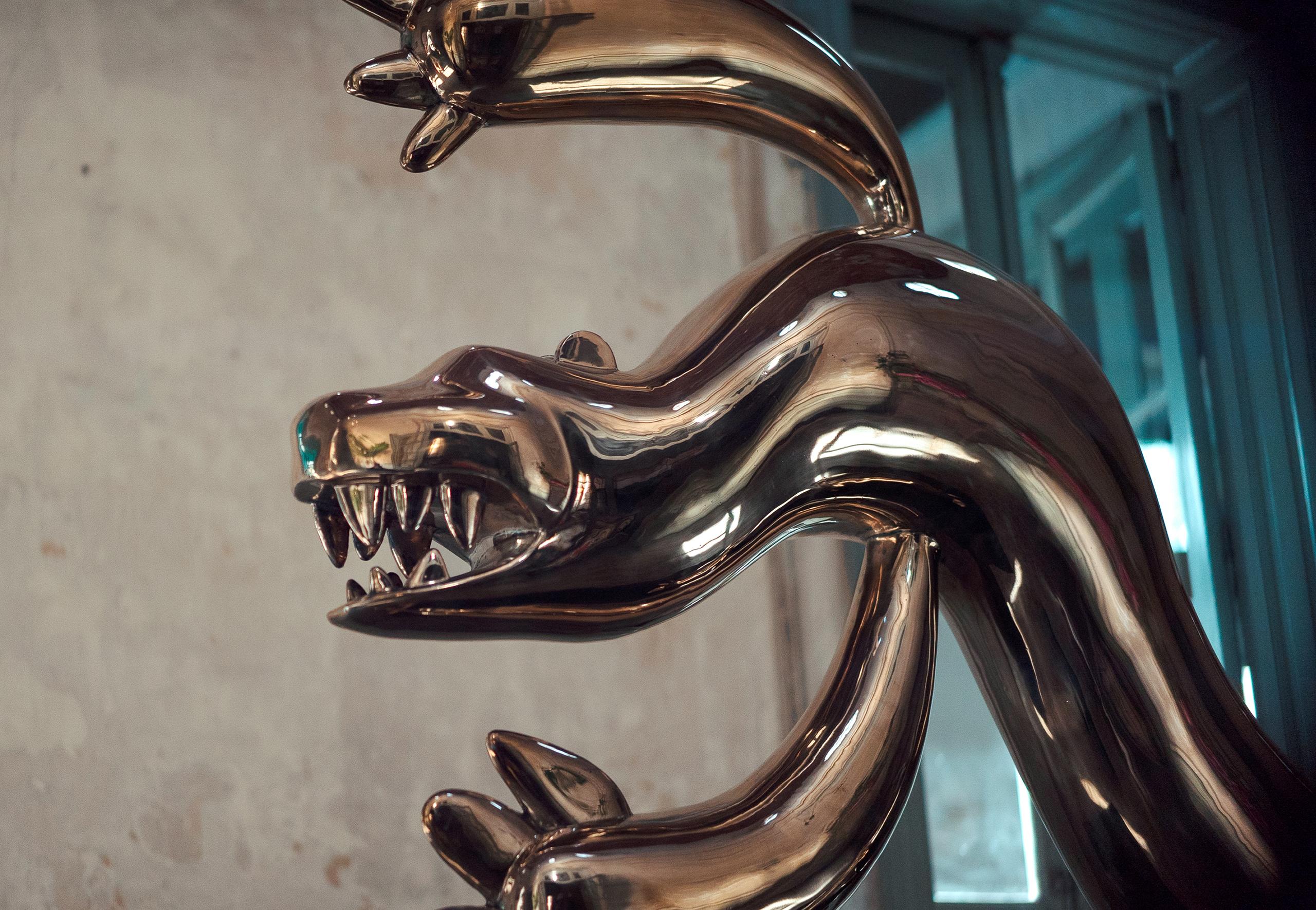 Tiger by Marcelo Martin Burgos - Polished bronze sculpture, golden, wild cat For Sale 3