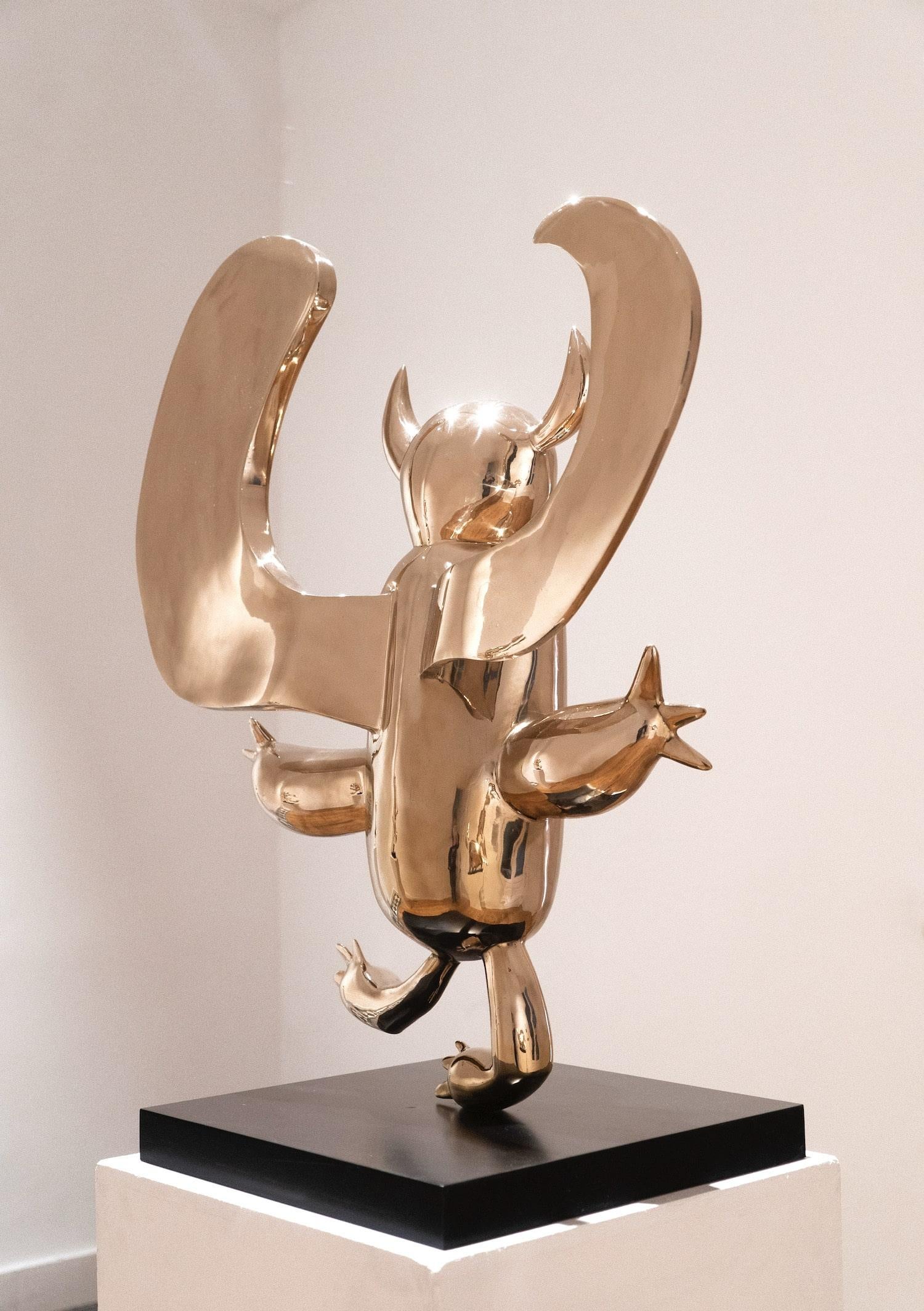 Winged Demon by Marcelo Martin Burgos - Polished bronze sculpture, golden For Sale 2