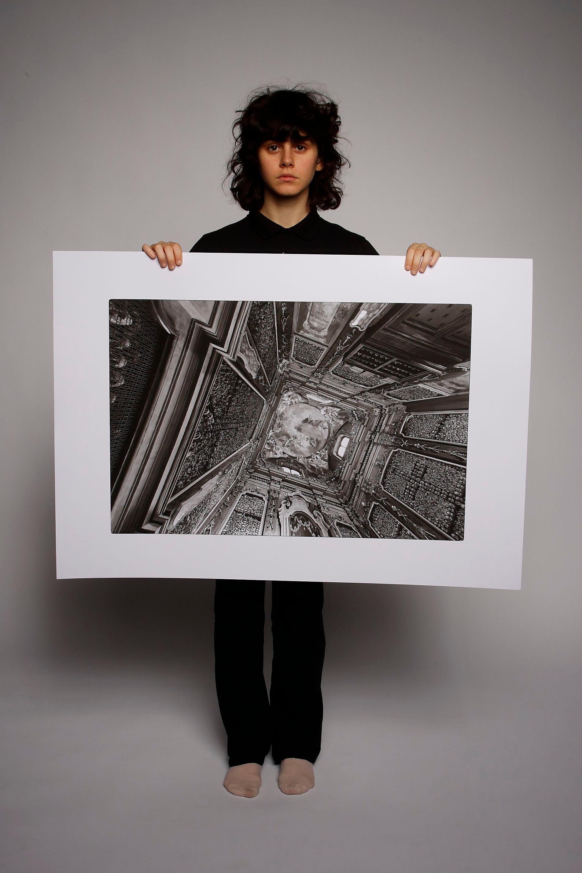 Photo taken inside the San Bernardino alle Ossa church - Milan (Italy).

Marcelo Soulé (Buenos Aires, 1958) trained at the Artistic Lyceum and the Brera Academy in Milan. He lives and works between Milan and Barcelona. He began his career in