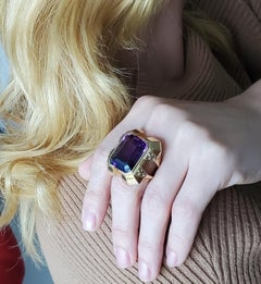 Marchak Paris 1930 Art Deco Geometric Ring In 18Kt Gold With 42.84 Cts Amethyst