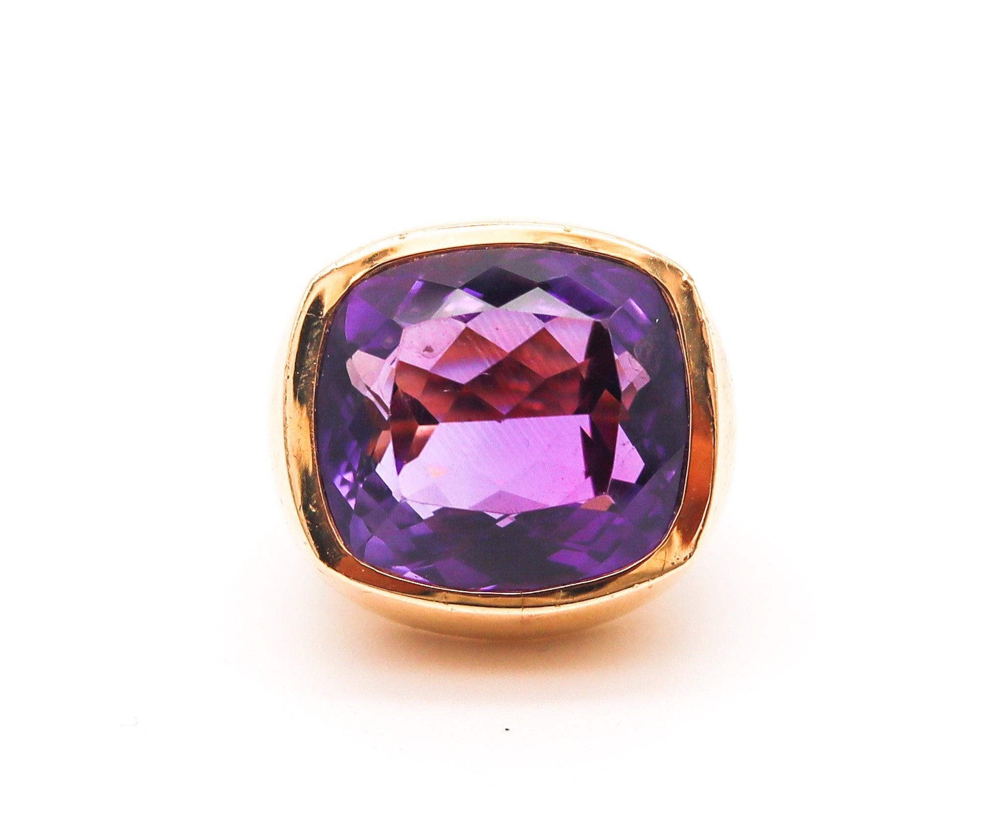 Modernist MARCHAK Paris 1970 Cocktail Ring In 18Kt Yellow Gold With 41.51 Cts Amethyst For Sale
