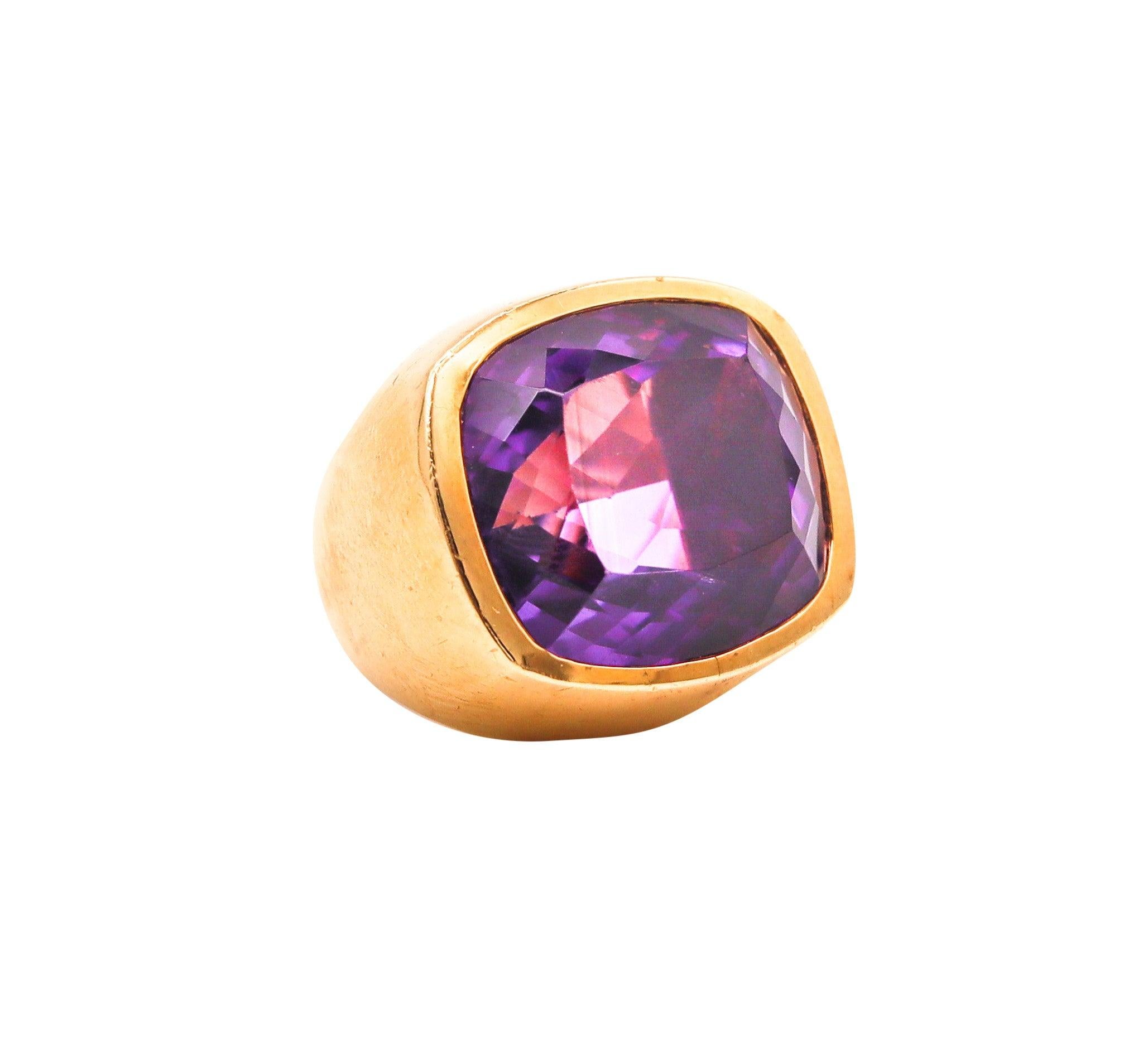 Cushion Cut MARCHAK Paris 1970 Cocktail Ring In 18Kt Yellow Gold With 41.51 Cts Amethyst For Sale
