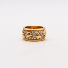 Marchak Paris Casino Motifs Band Ring In 18Kt Yellow Gold With VS Diamonds