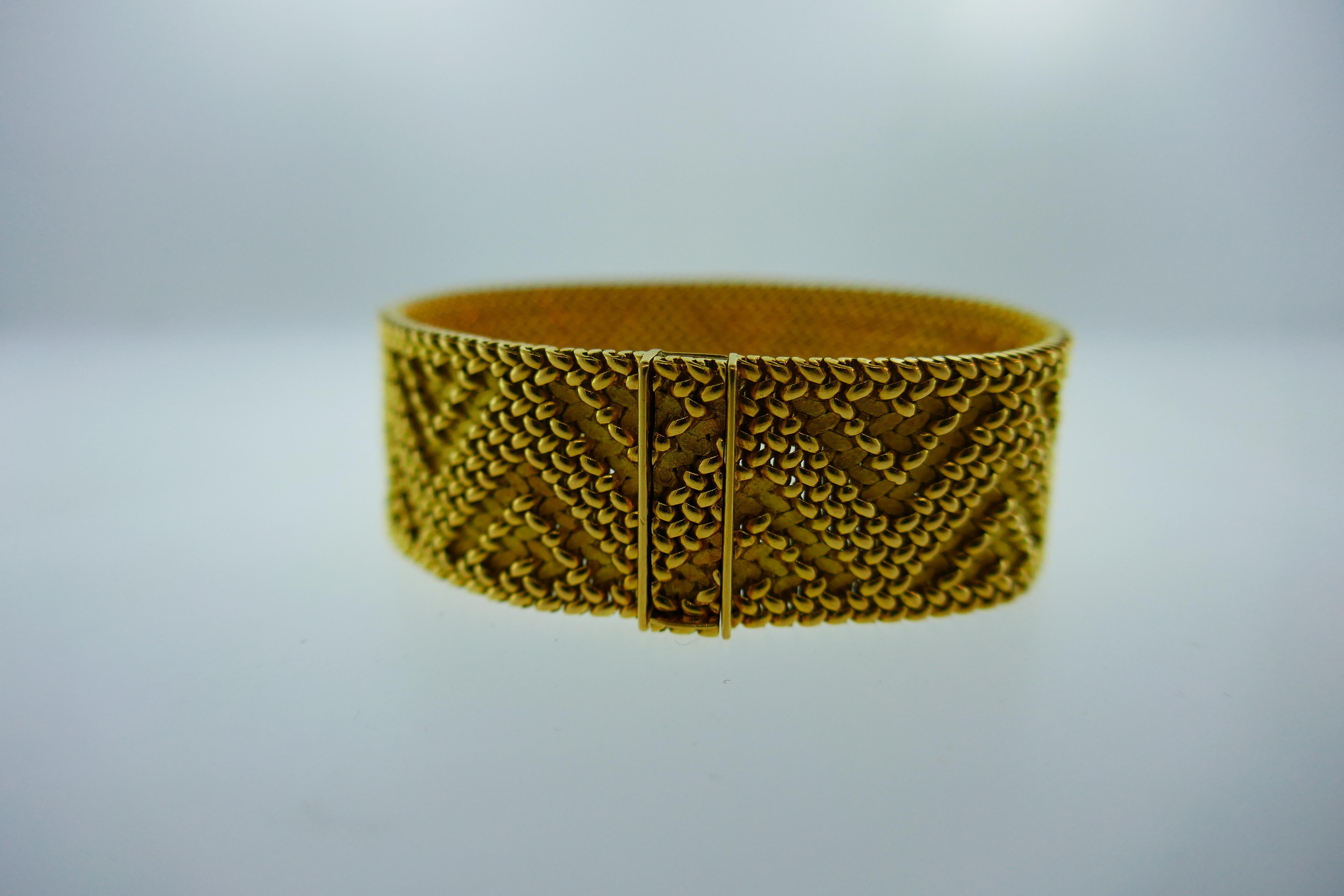 Marchak Paris Georges Lenfant 18 Karat Gold Woven Bracelet circa 1960s Vintage 1